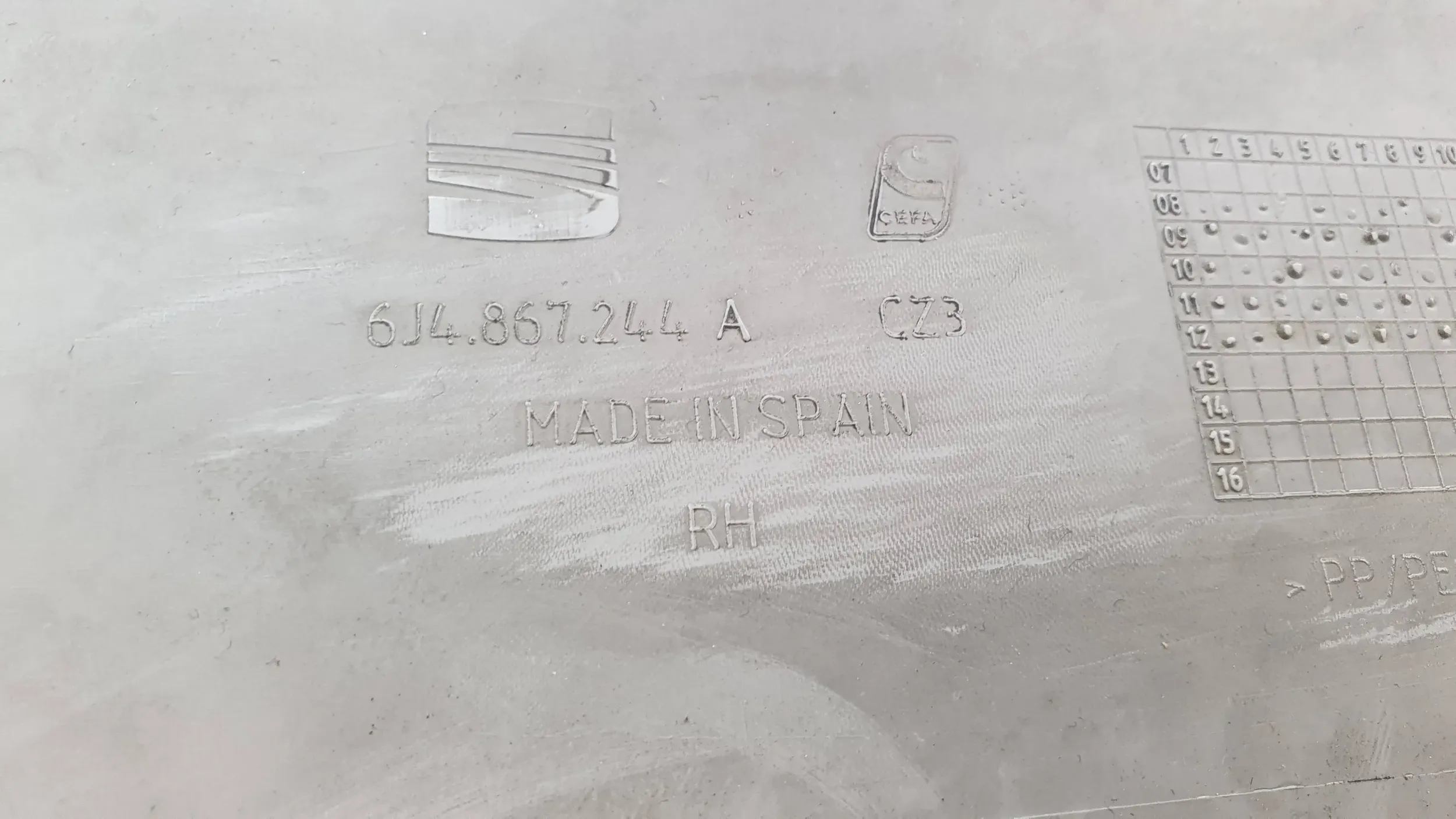 Seat Ibiza IV 4 6J4 5D cover slupka B right side