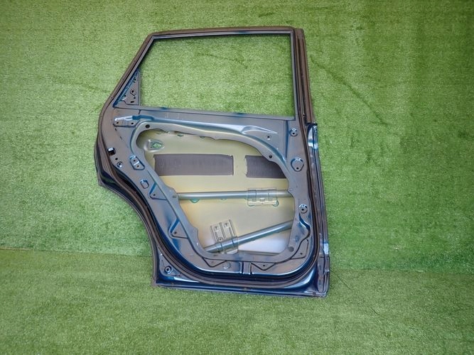 KIA NIRO 16- door left rear. rear part