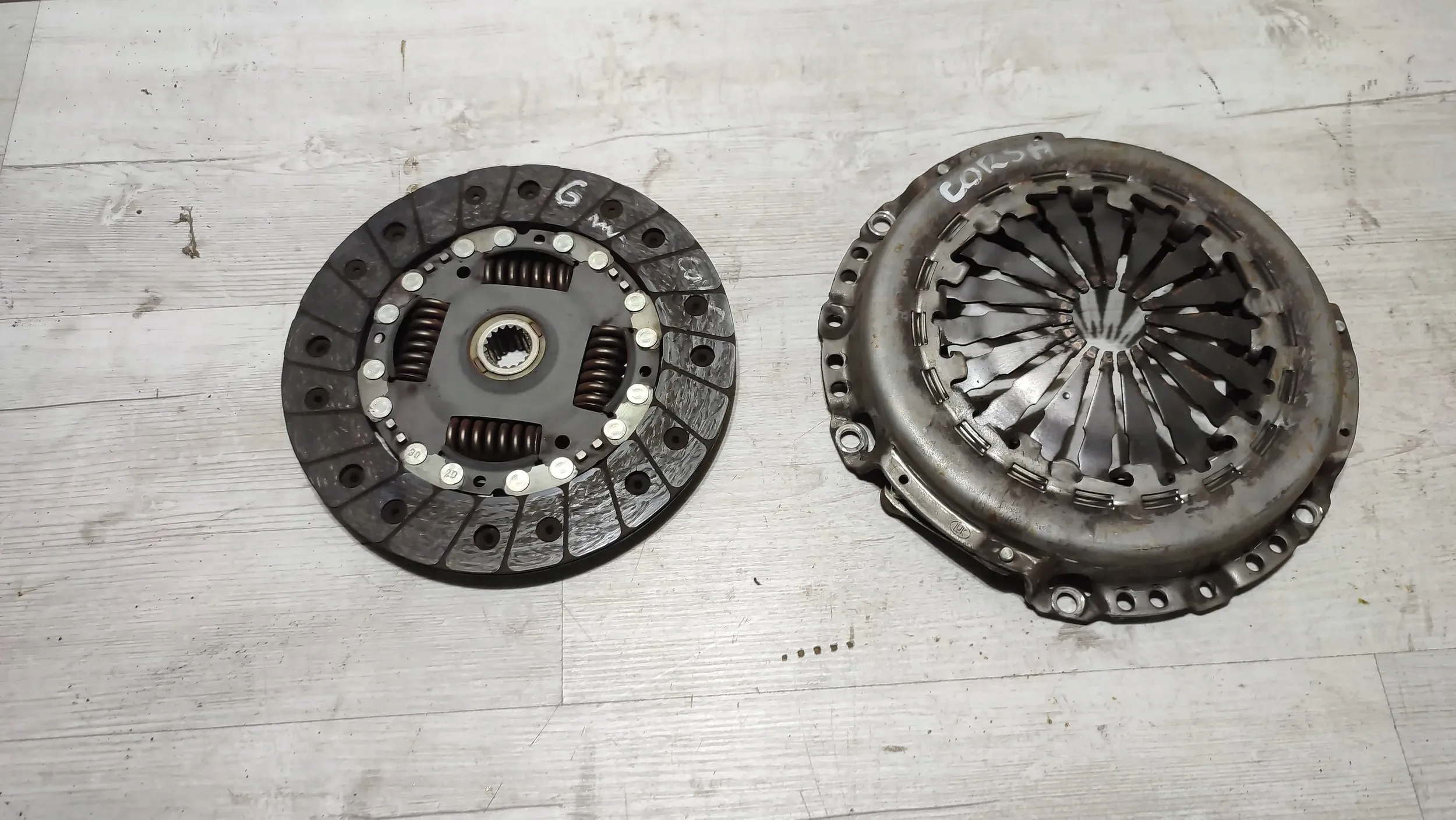 Opel Corsa F 1.2 22r. Embrayage Disque de pression