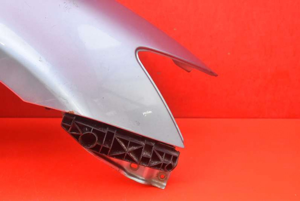 fender right front front SZAROBLEKITNY LEXUS IS 250 05-13