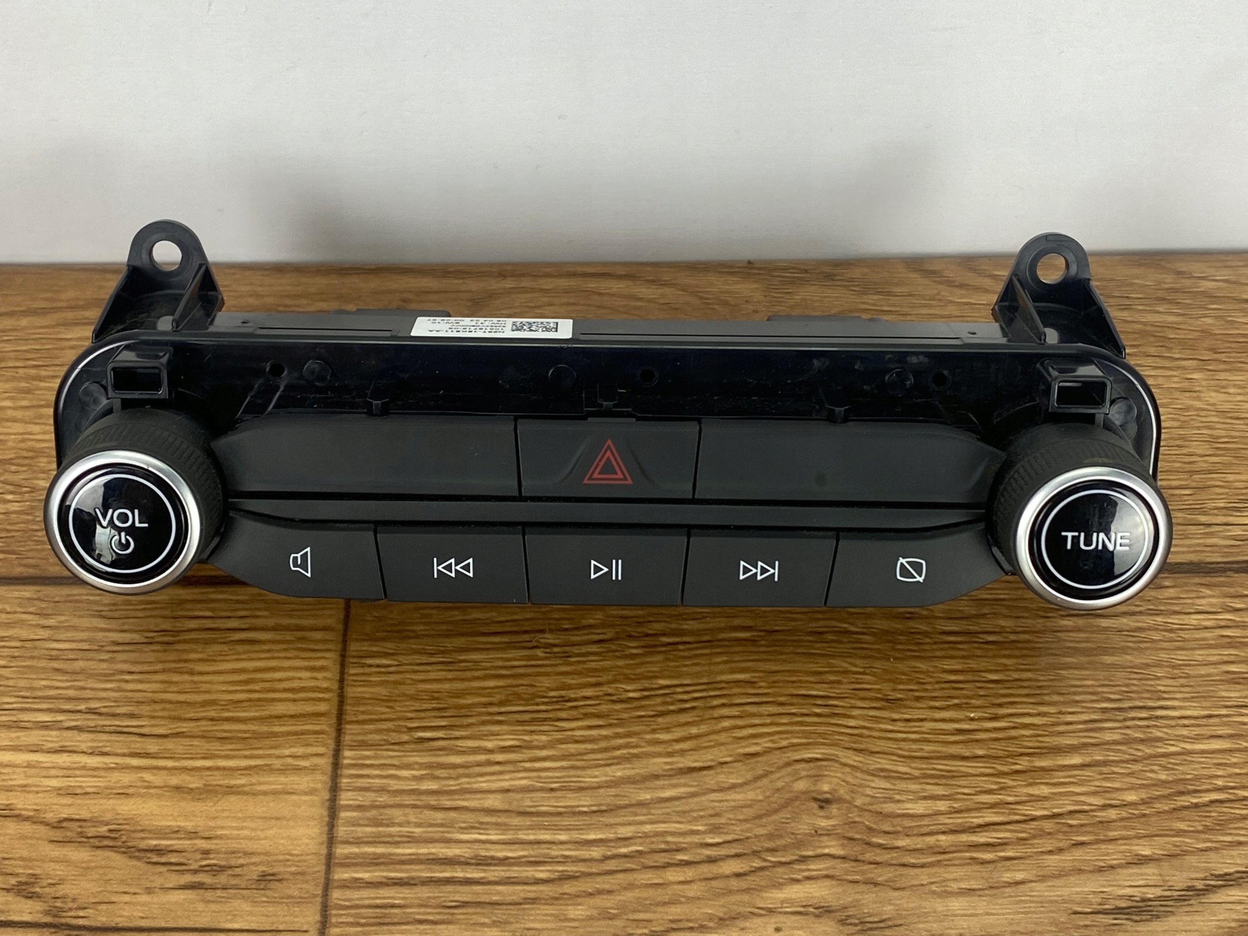 control panel radia Ford Maverick 2022+ Kuga Escape Explorer USA