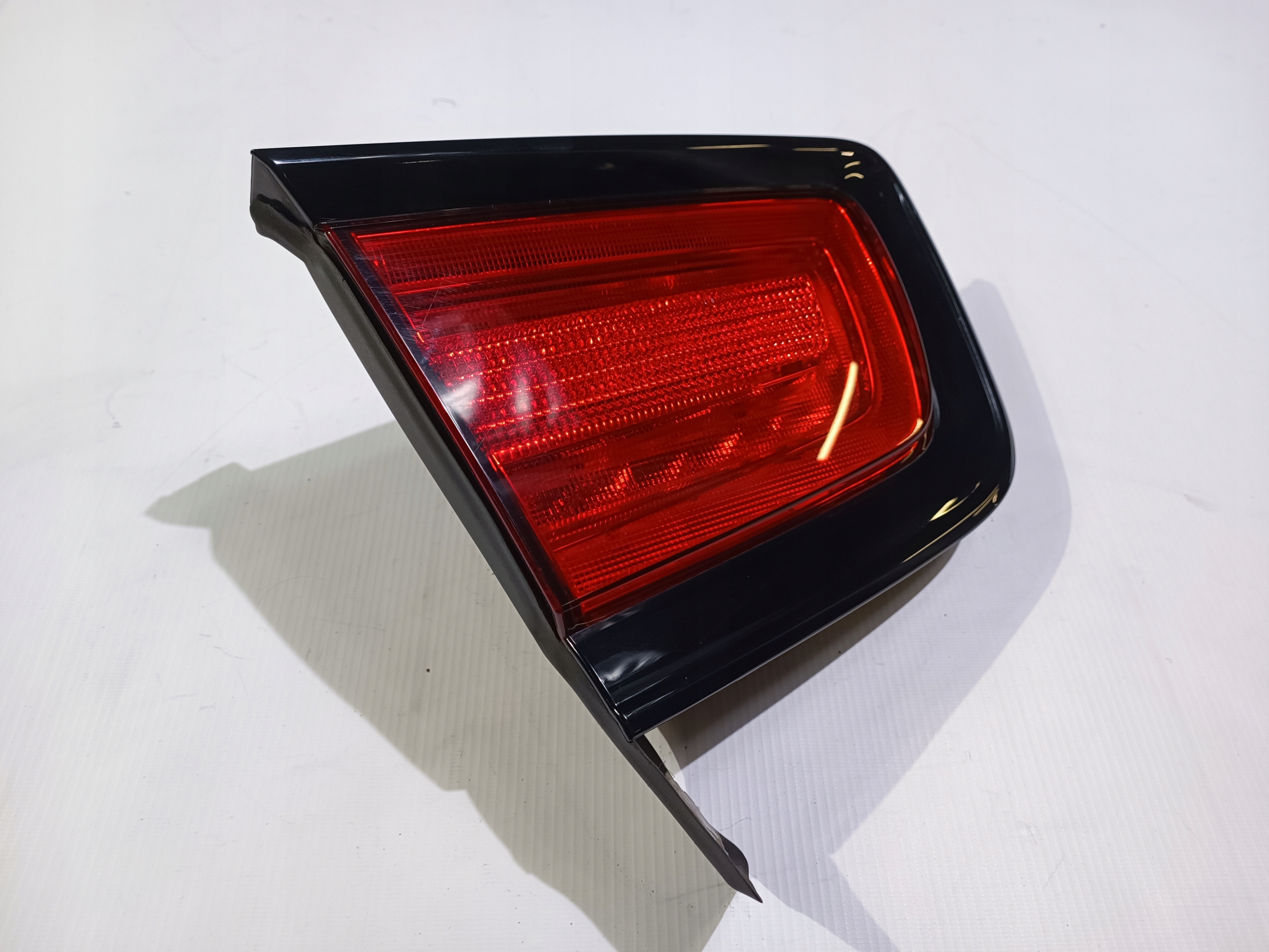 light rear part rear left Dodge Charger 2011-2014