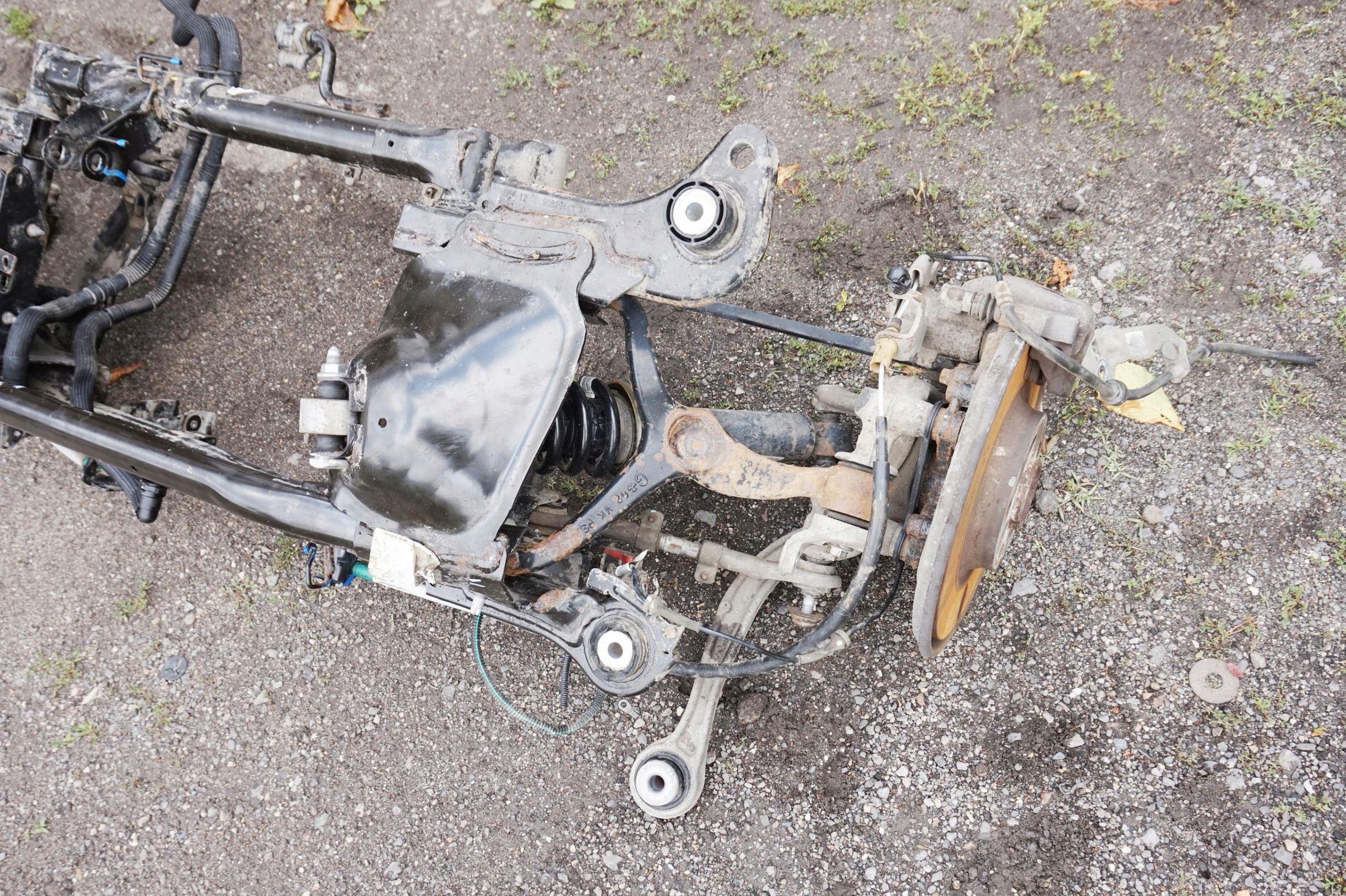 OŚ BELKA TYLNA PEUGEOT 508 RXH 2.0 HYBRYDA Typ samochodu Samochody osobowe