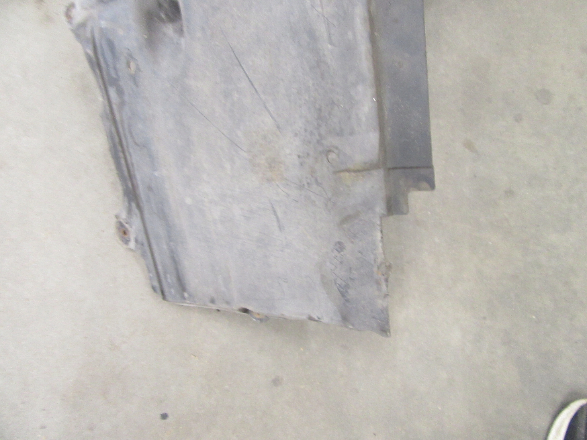 mudguard left front cover wheels BMW e46 sedan KOMBI