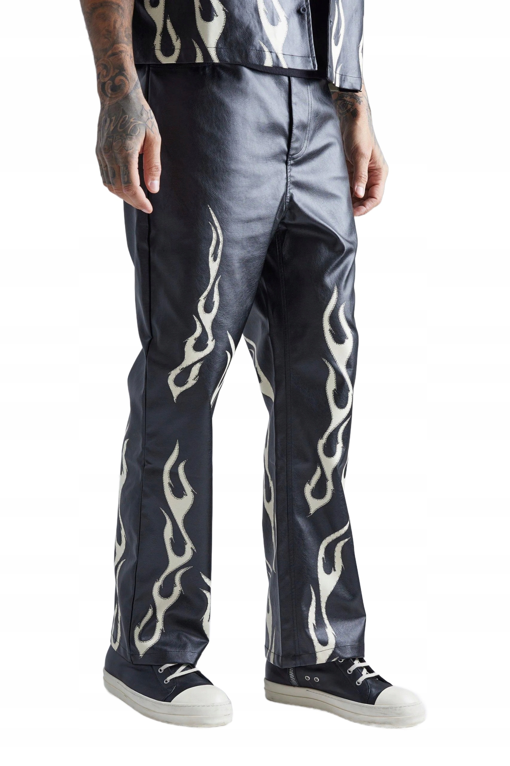 Boohooman Černé Pánské Elegantní Kalhoty S Potiskem Plamenů L Z3A