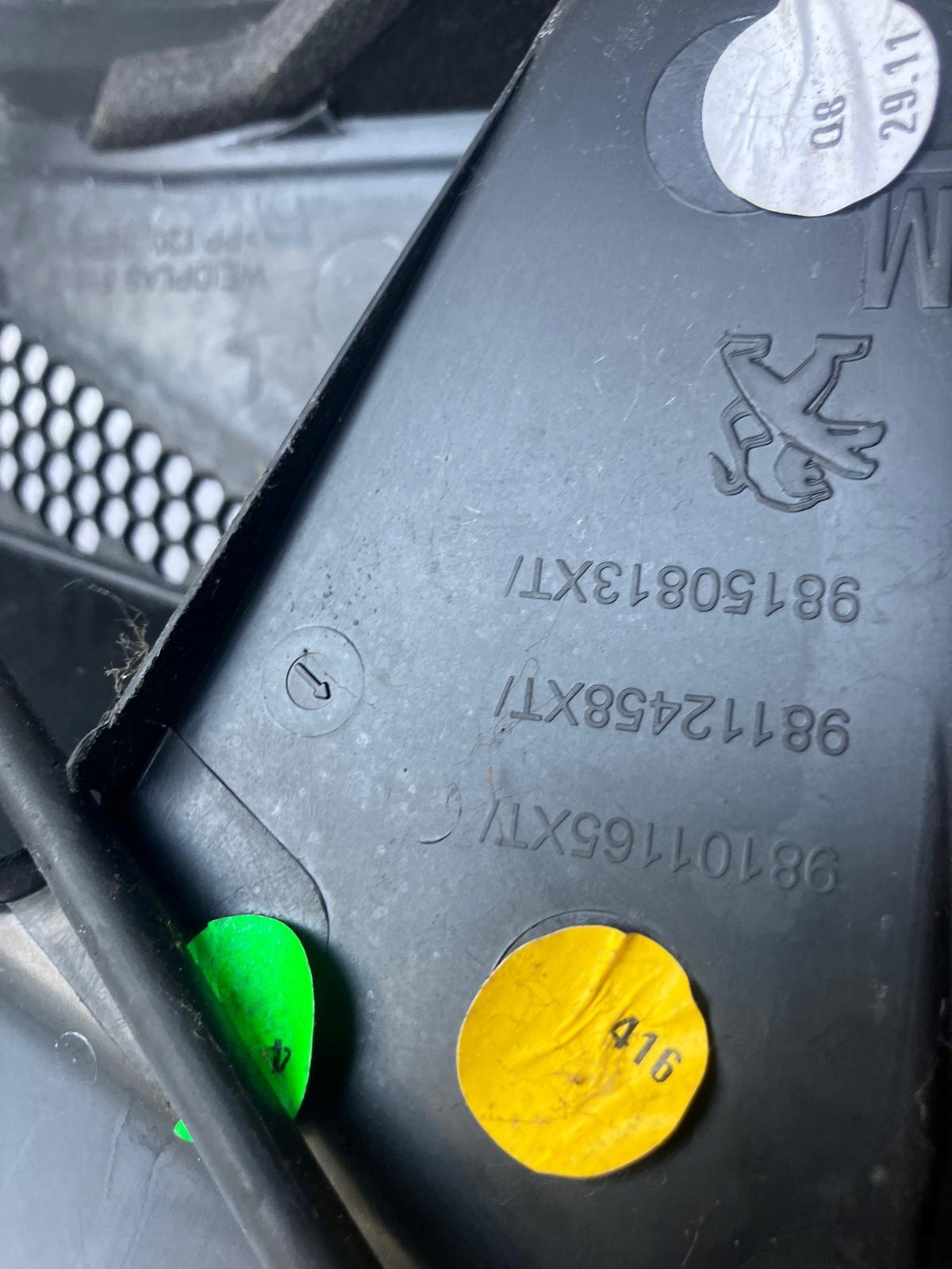 torpedo upper left PEUGEOT 3008 II 98101165XT