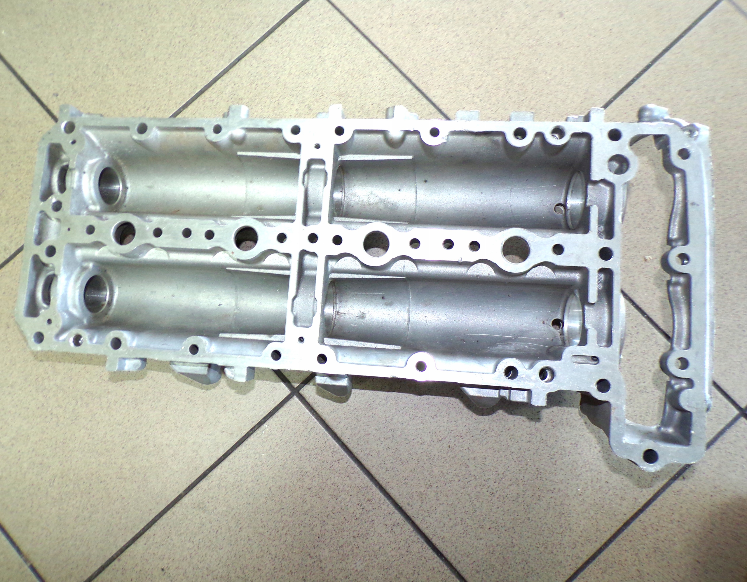 DUCATO 3.0 JUMPER BOXER 06- Abdeckung Deckel der Ventile neu