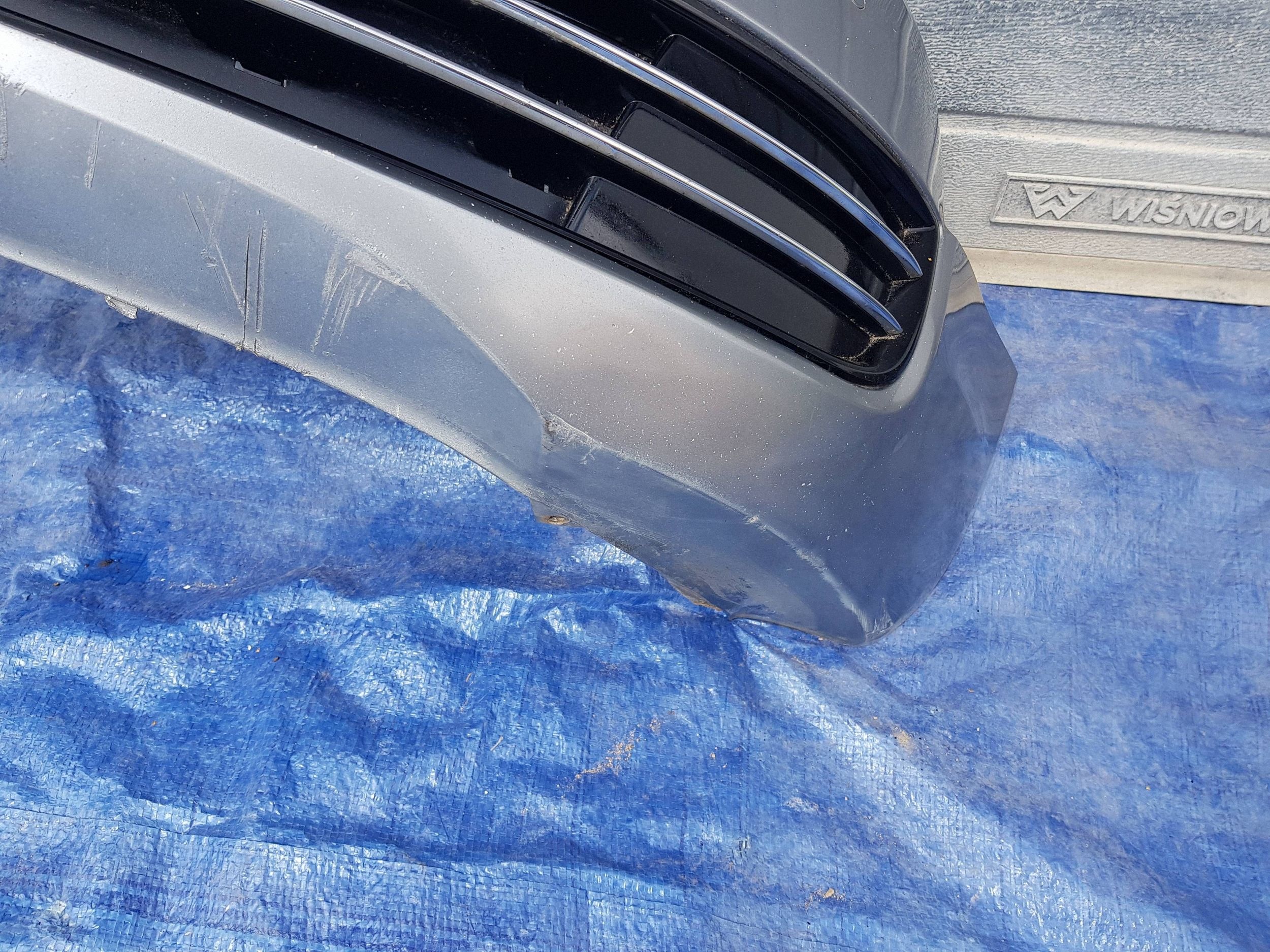 nárazník předek přední AUDI A8 D4 LY7G