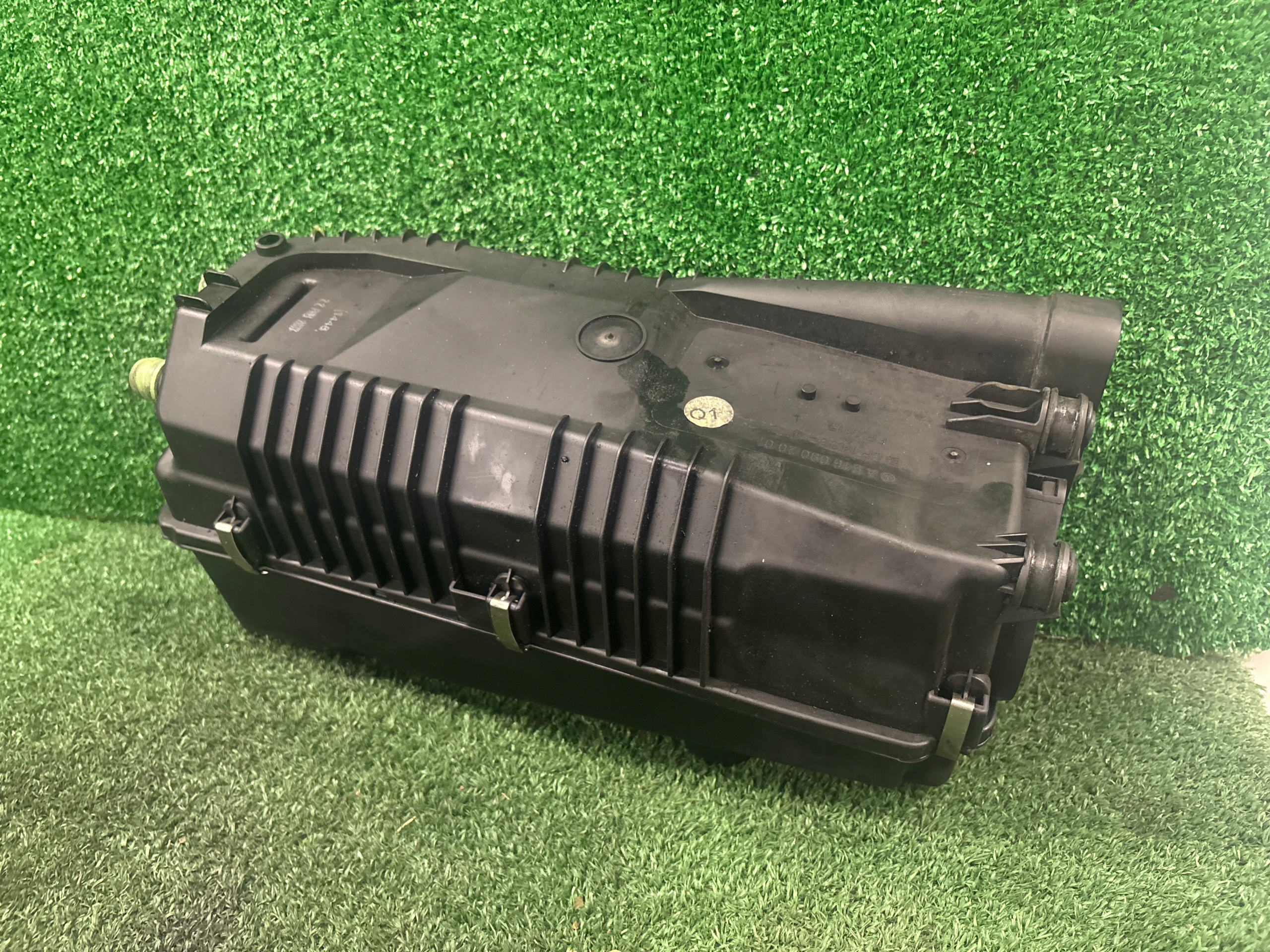 Gehäuse filter luft MERCEDES-BENZ C-KLASA W204 2.2 CDI A6460902001