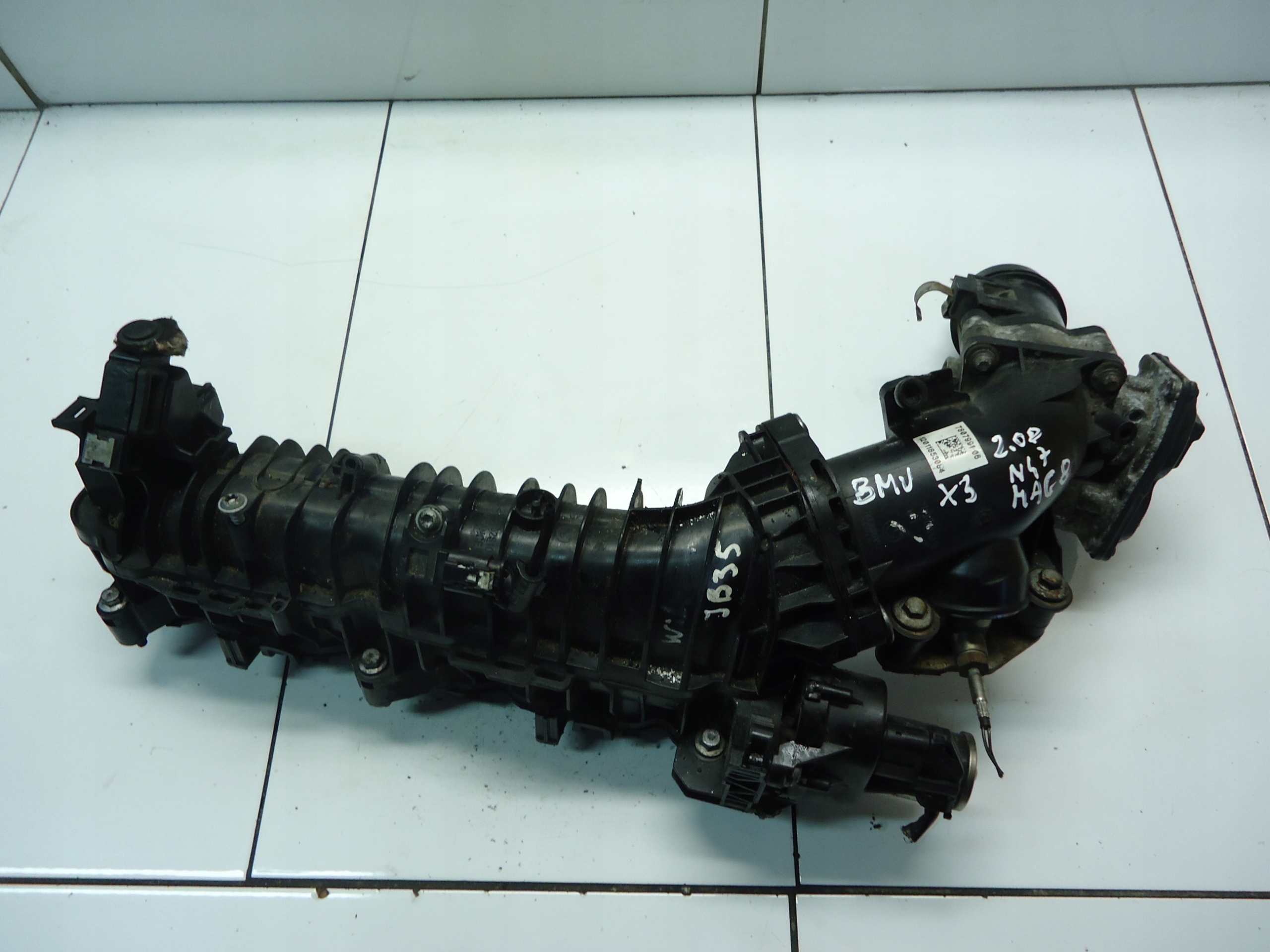 BMW 3 E90 2.0D N47D20C intake manifold 7807991 8506410