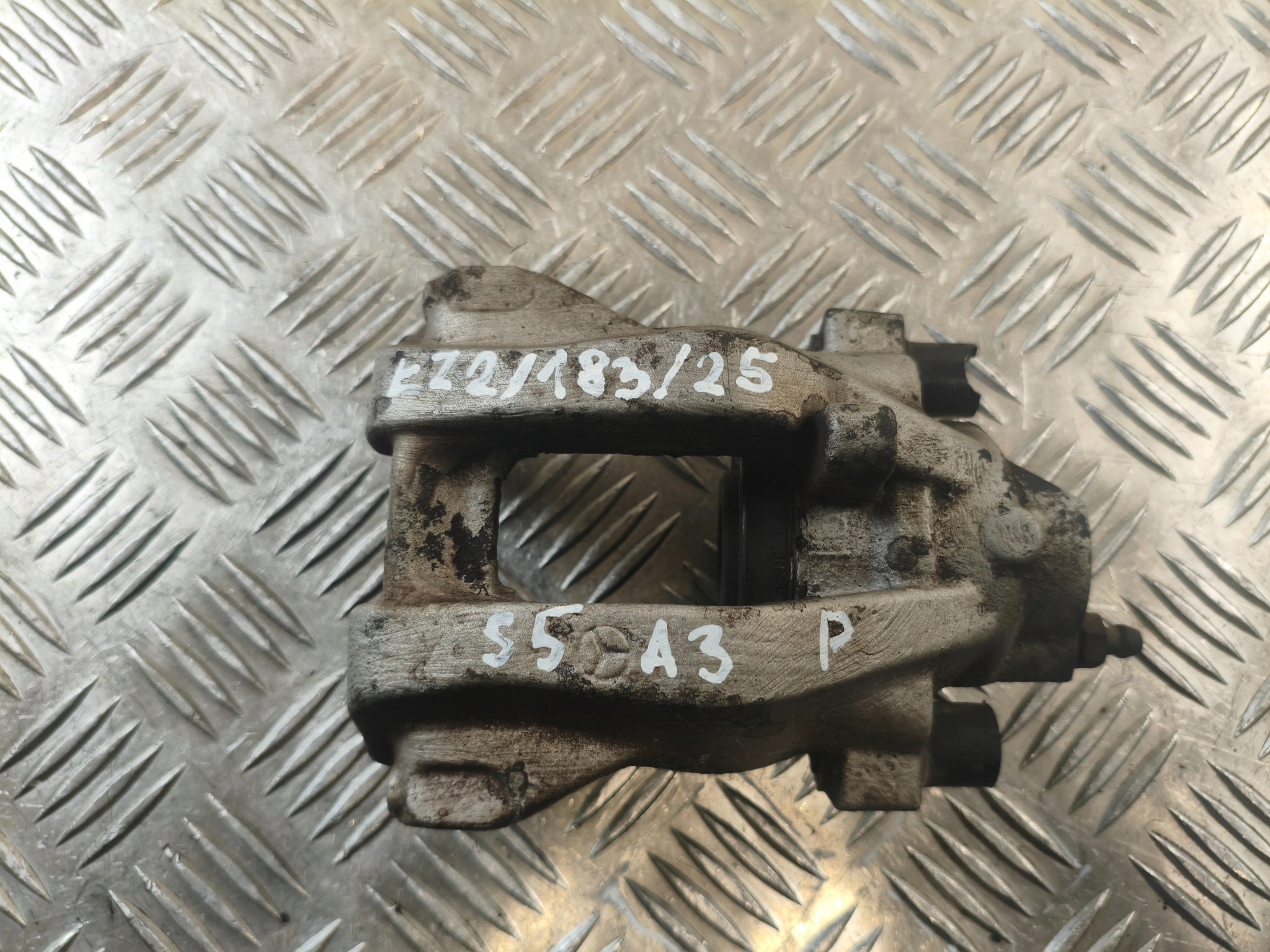 caliper brake right rear part MERCEDES E270 W211 2.7CDI