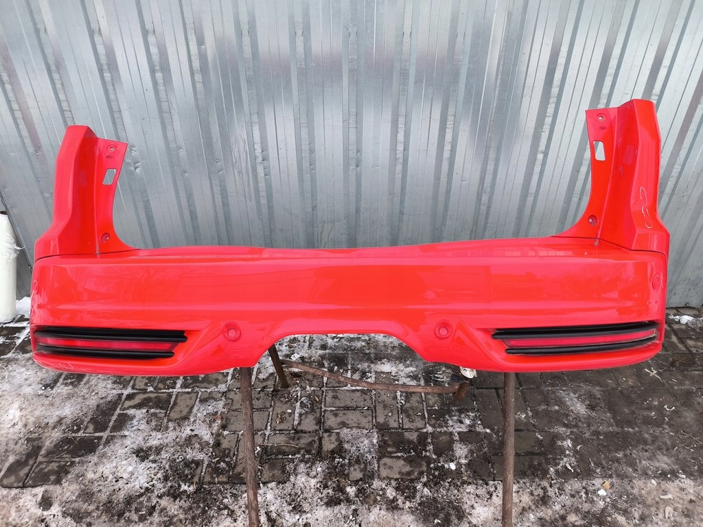 FORD FOCUS MK3 ST LIFT KOMBI ZDERZAK TYŁ TYLNI TYLNY PDC