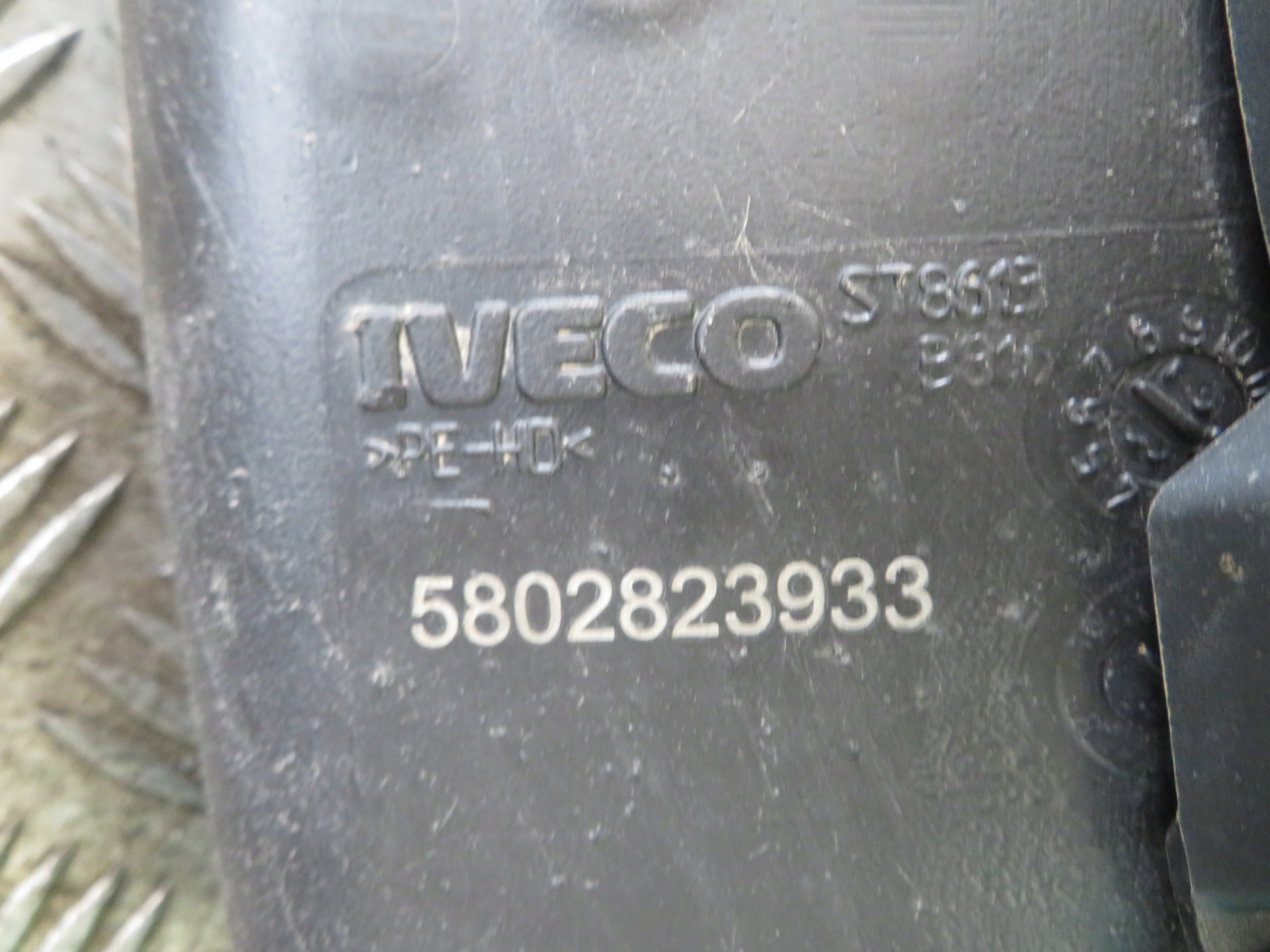 serbatoio Pompa ADBLUE IVECO DAILY 2.3 23R 5802823933