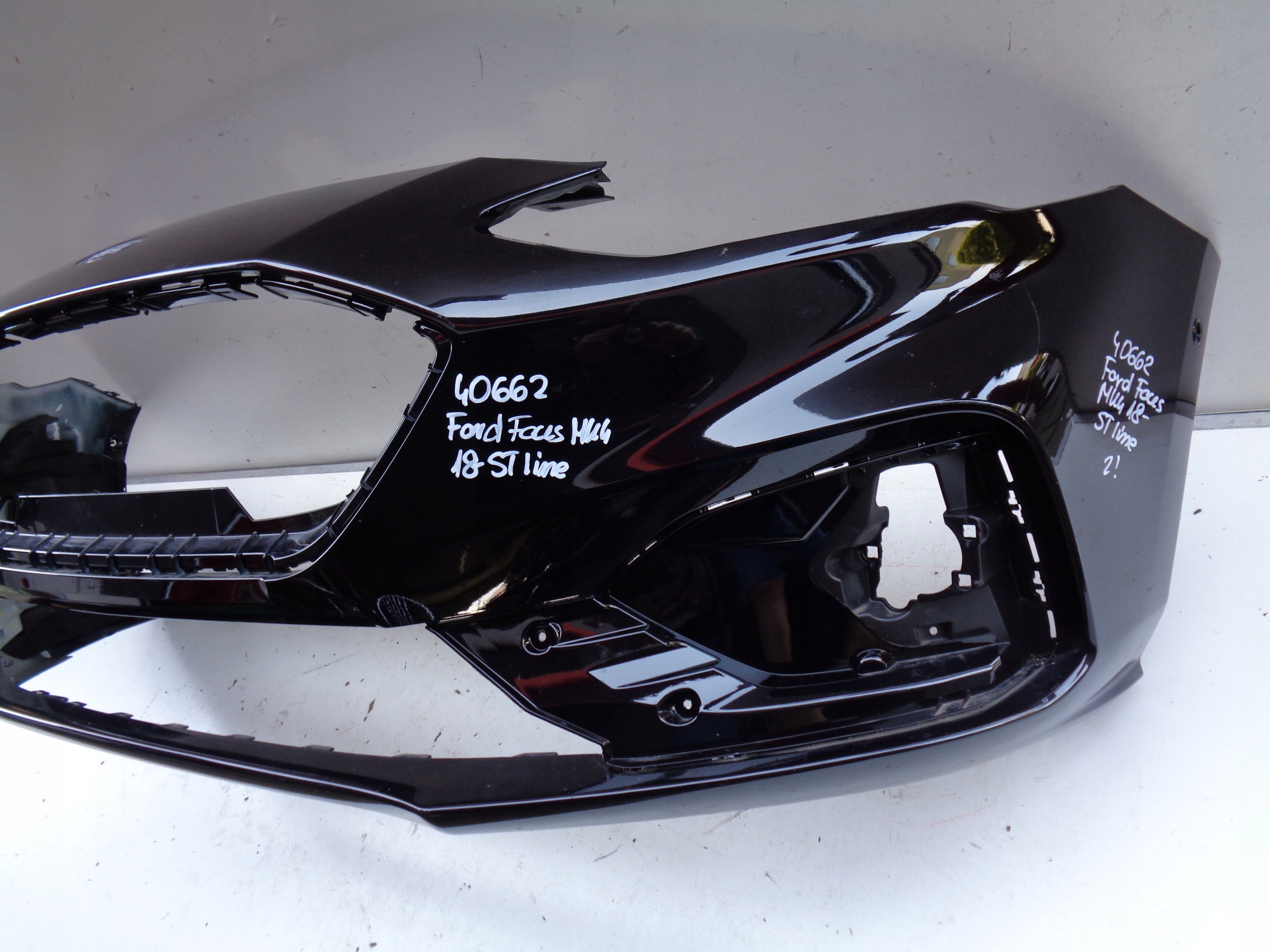 front bumper FORD FOCUS MK4 18- ST NR 40662