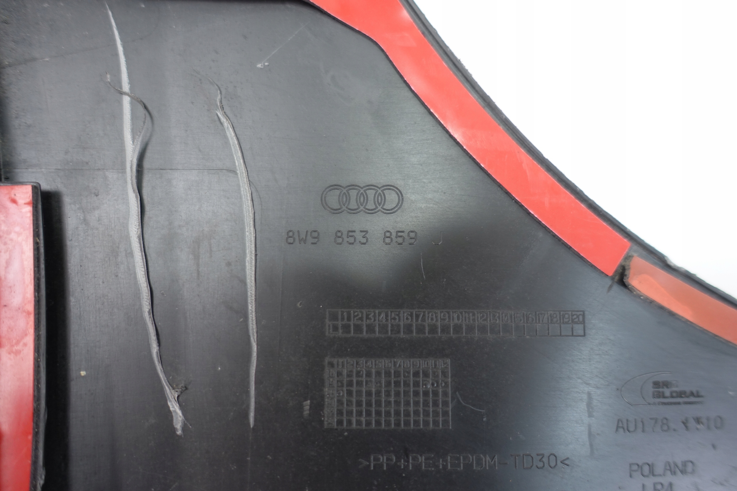 moulding threshold left AUDI A4 B9 LIFT KOMBI ALLROAD