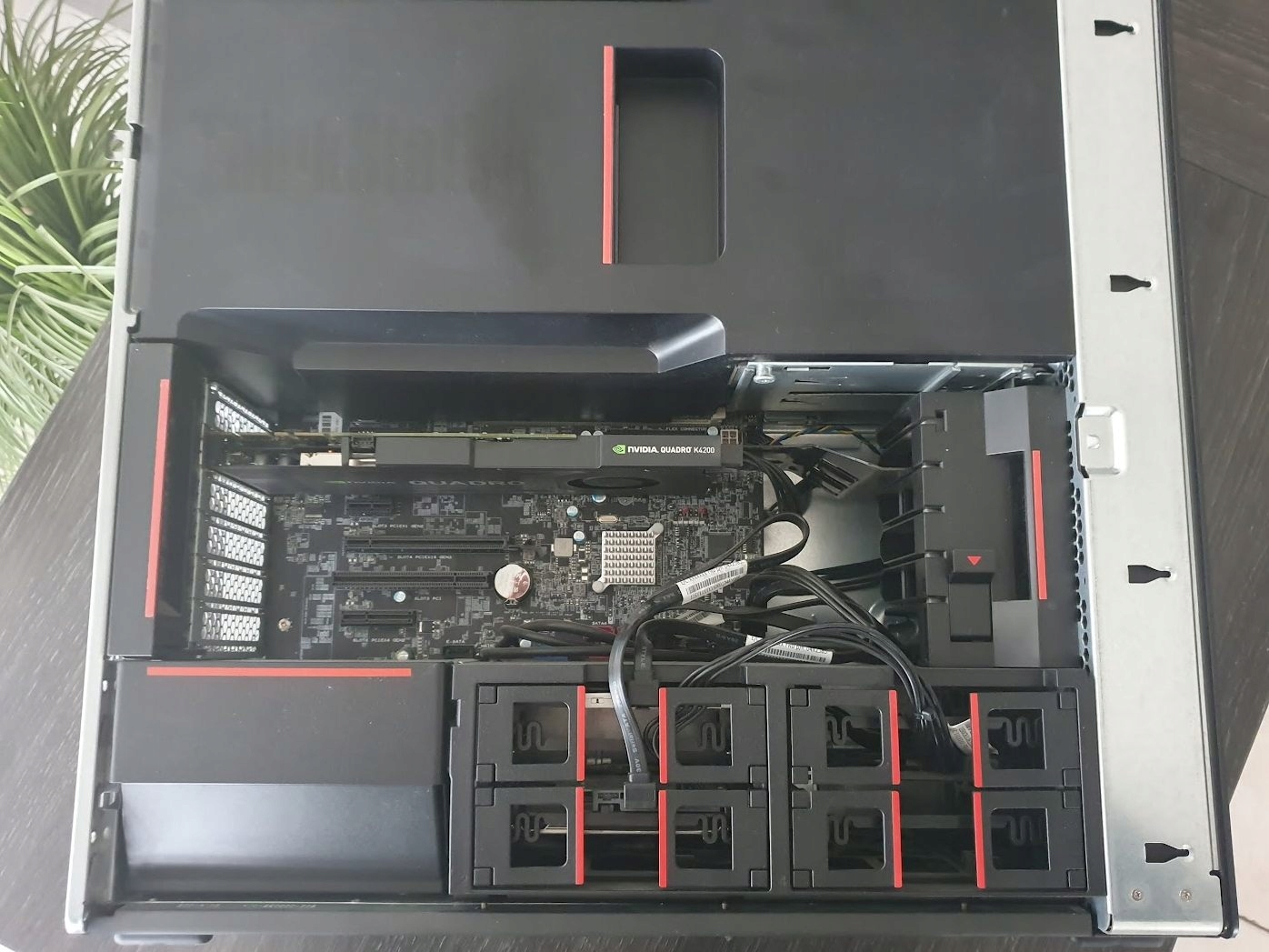 Wydajny Komputer Lenovo P500 INTEL 6x3.70GHz 32GB DDR4 QUADRO K4200 DDR5 Marka Lenovo