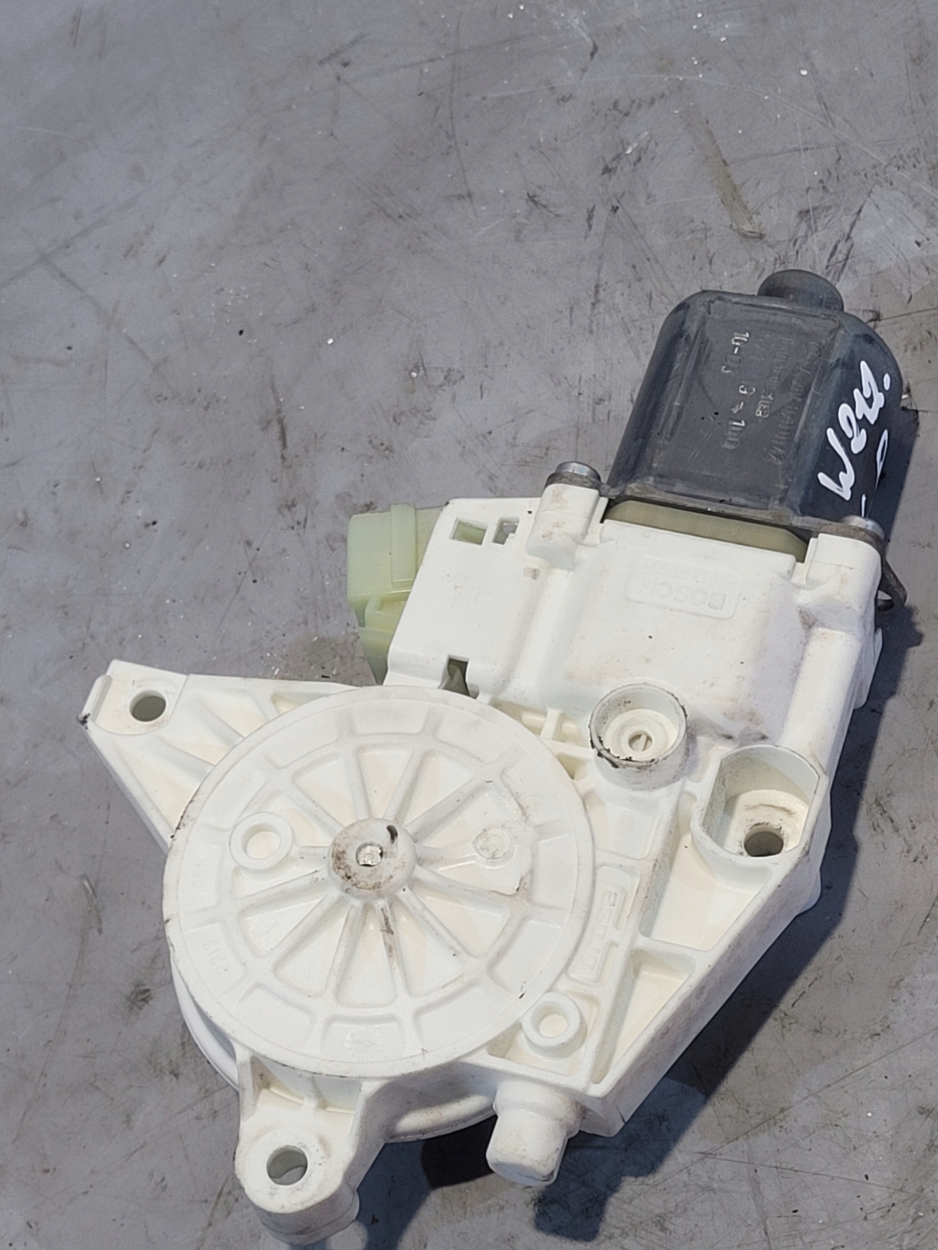 engine mini motor windows left front OE A2048200142 MERCEDES W212 10r. EU