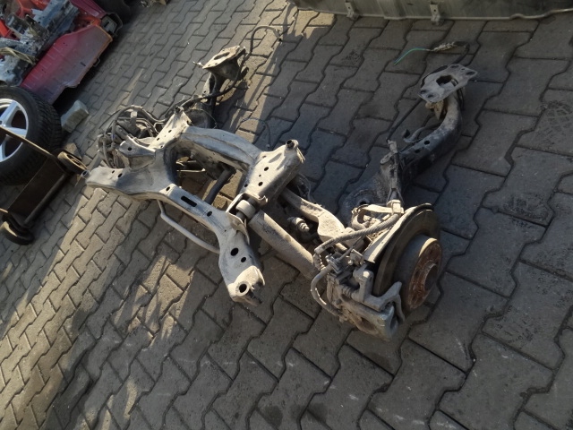 NISSAN QASHQAI II 2018 J11 LIFT ZAWIESZENIE TYLNE