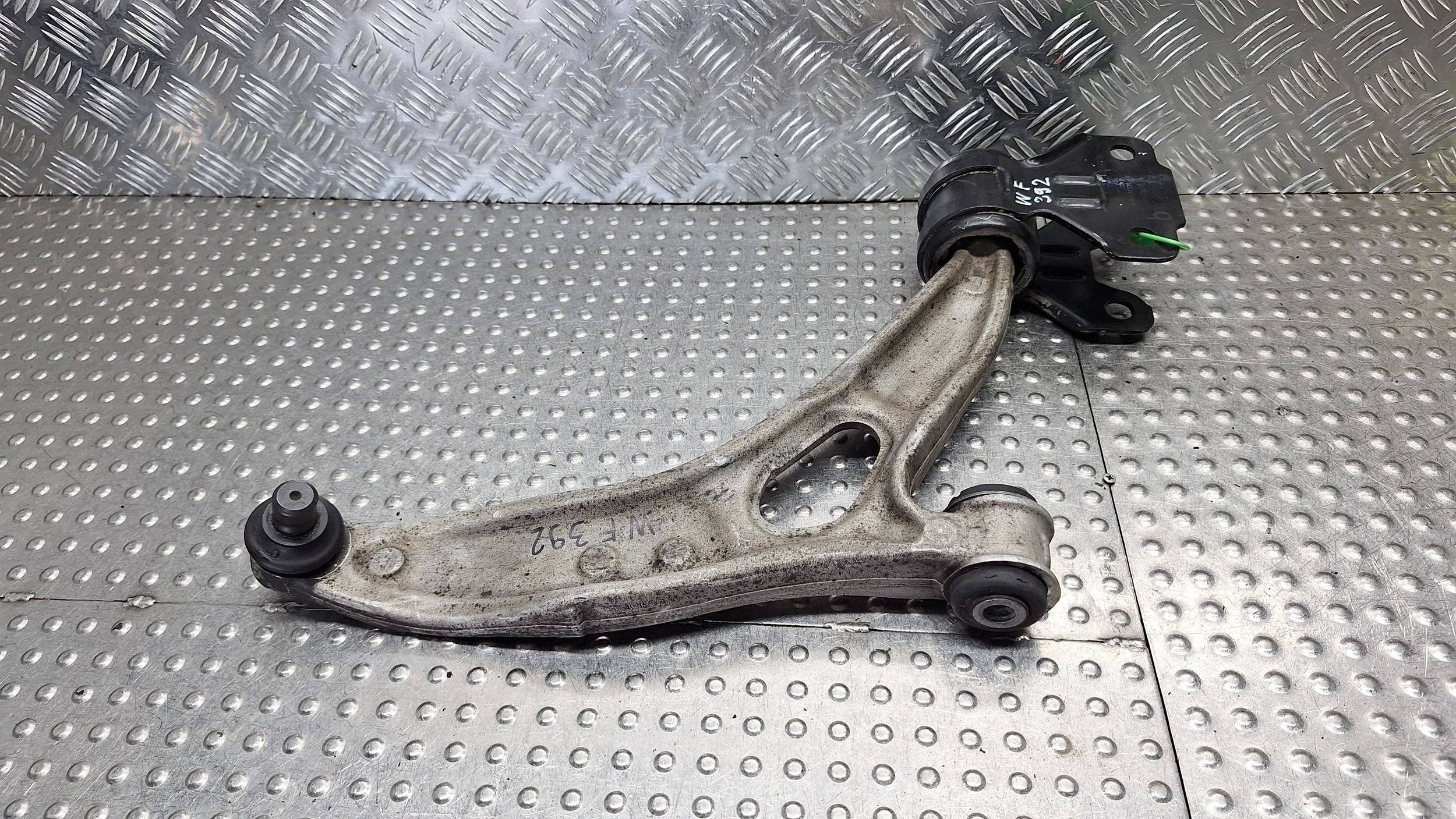 arm right front AV61-3A423-RA FORD FOCUS MK3