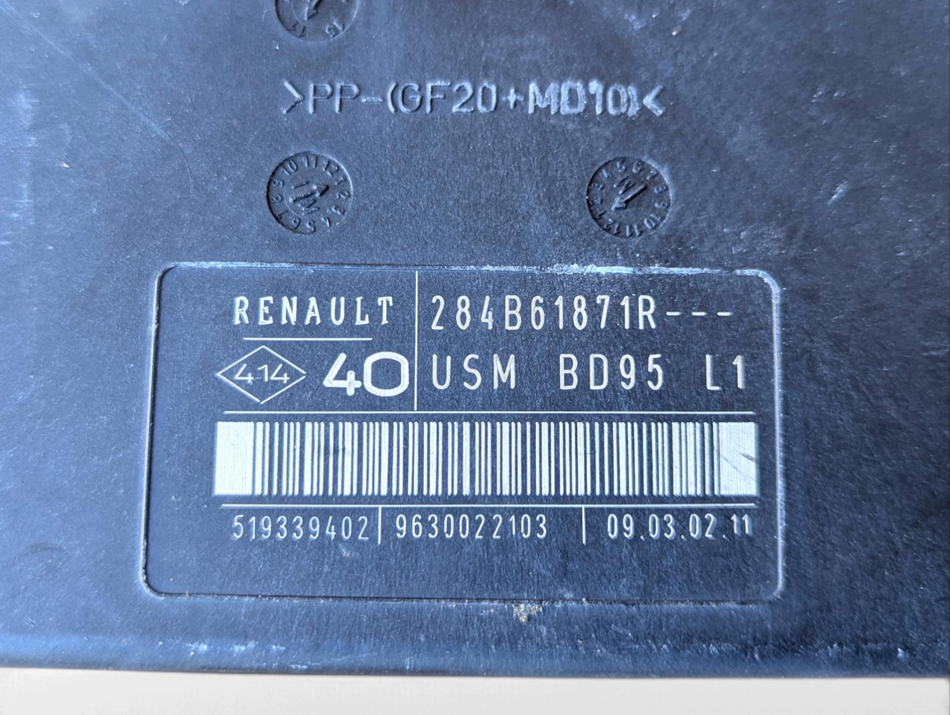 fuse box Renault Megane 3 2011 284B61871R
