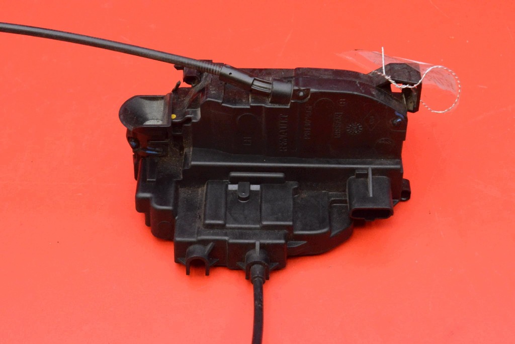 lock door left front front EU 805030001R RENAULT MEGANE 3 III 08-12