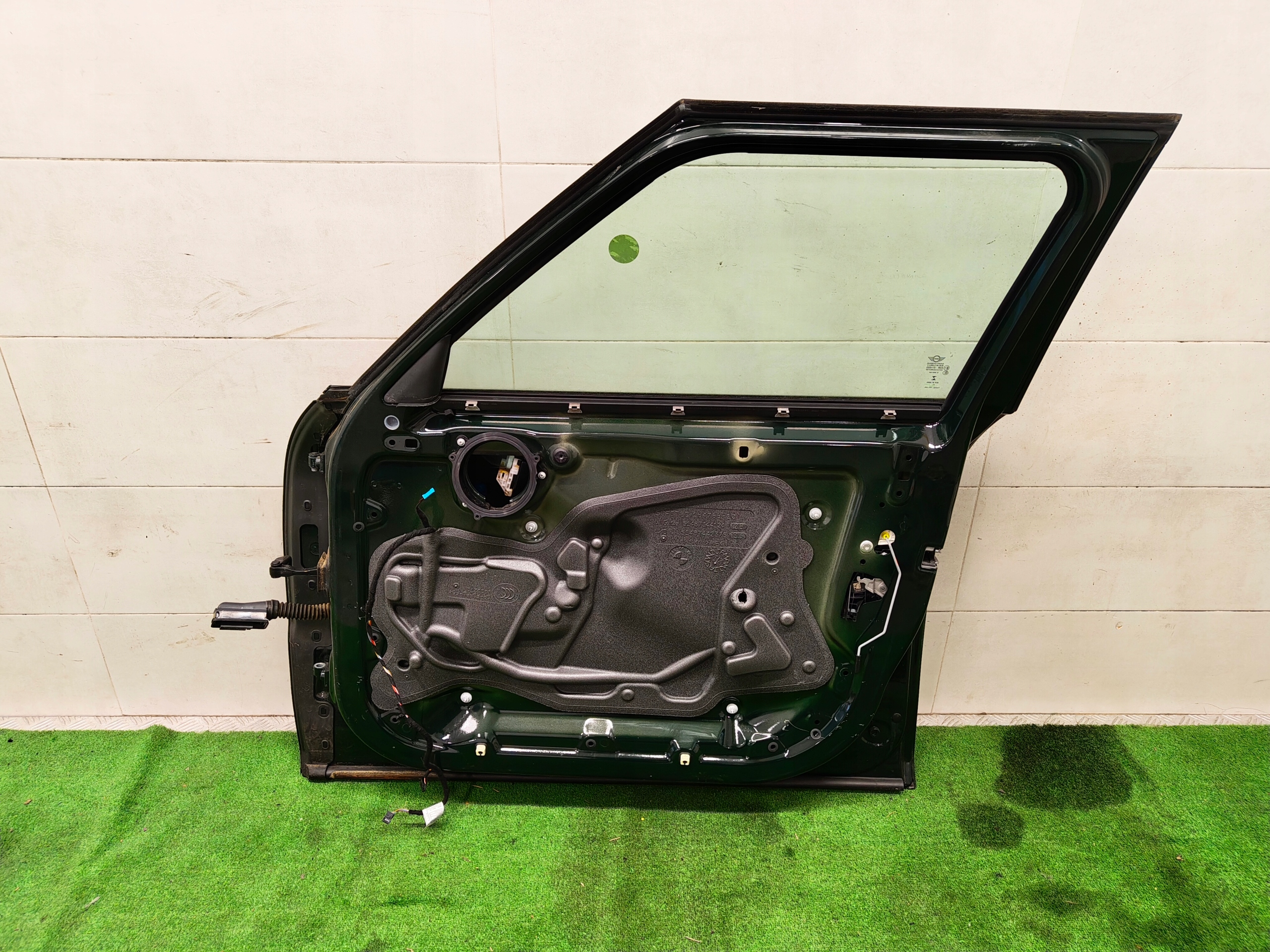 MINI F54 door right front C19 REBEL GREEN
