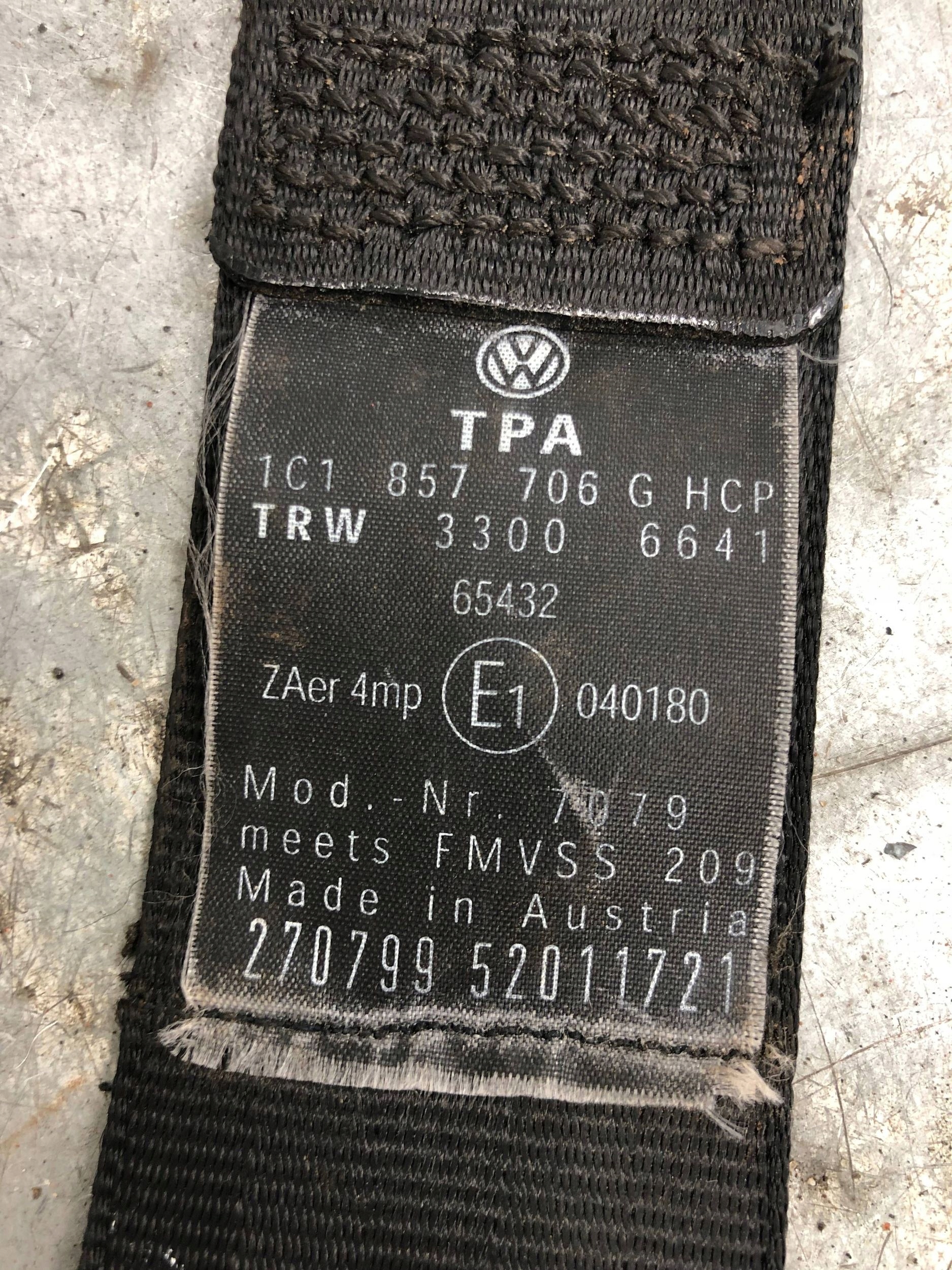 tension belt safety right front VW NEW BEETLE 1C1857706G