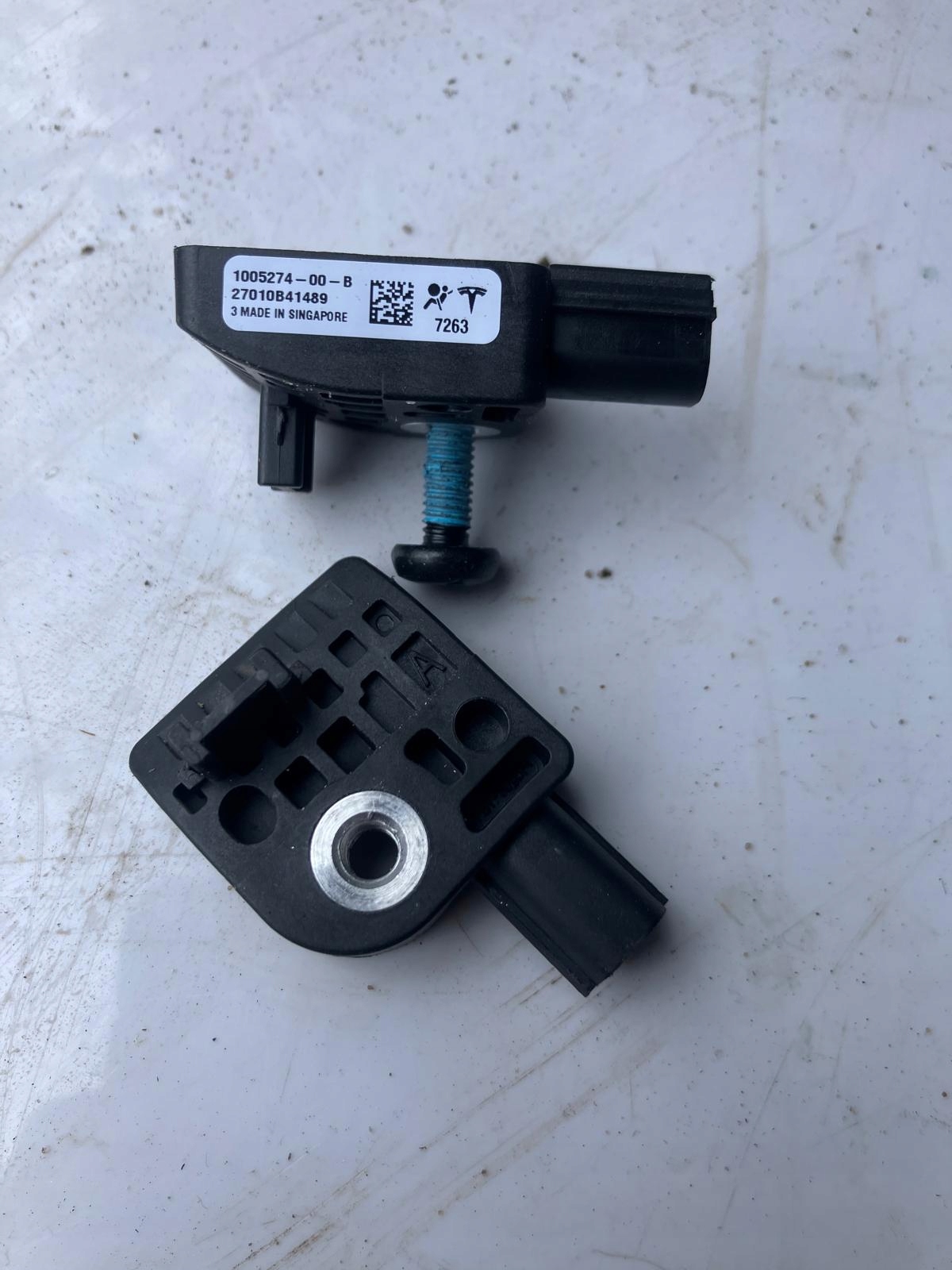 Beschleunigungssensor Crashsensor TESLA MODEL S 1005274-00