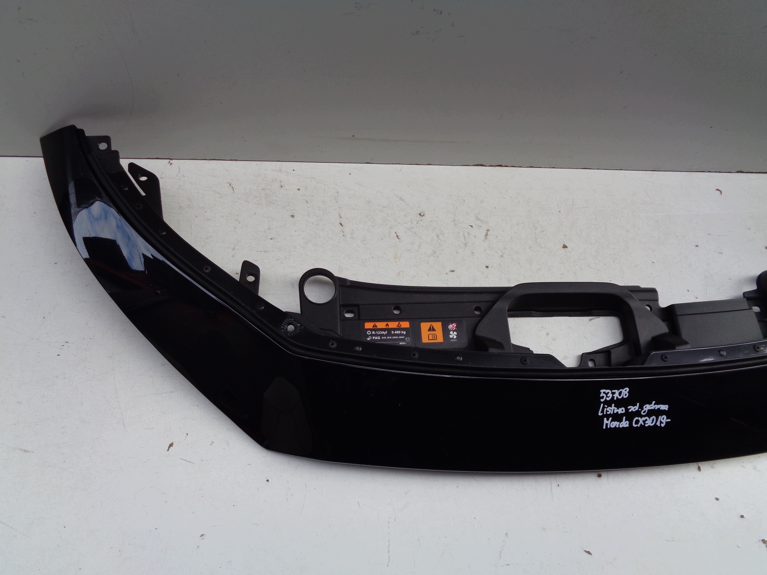 moulding of a bumper front upper grille MAZDA CX30 19- NR 53708