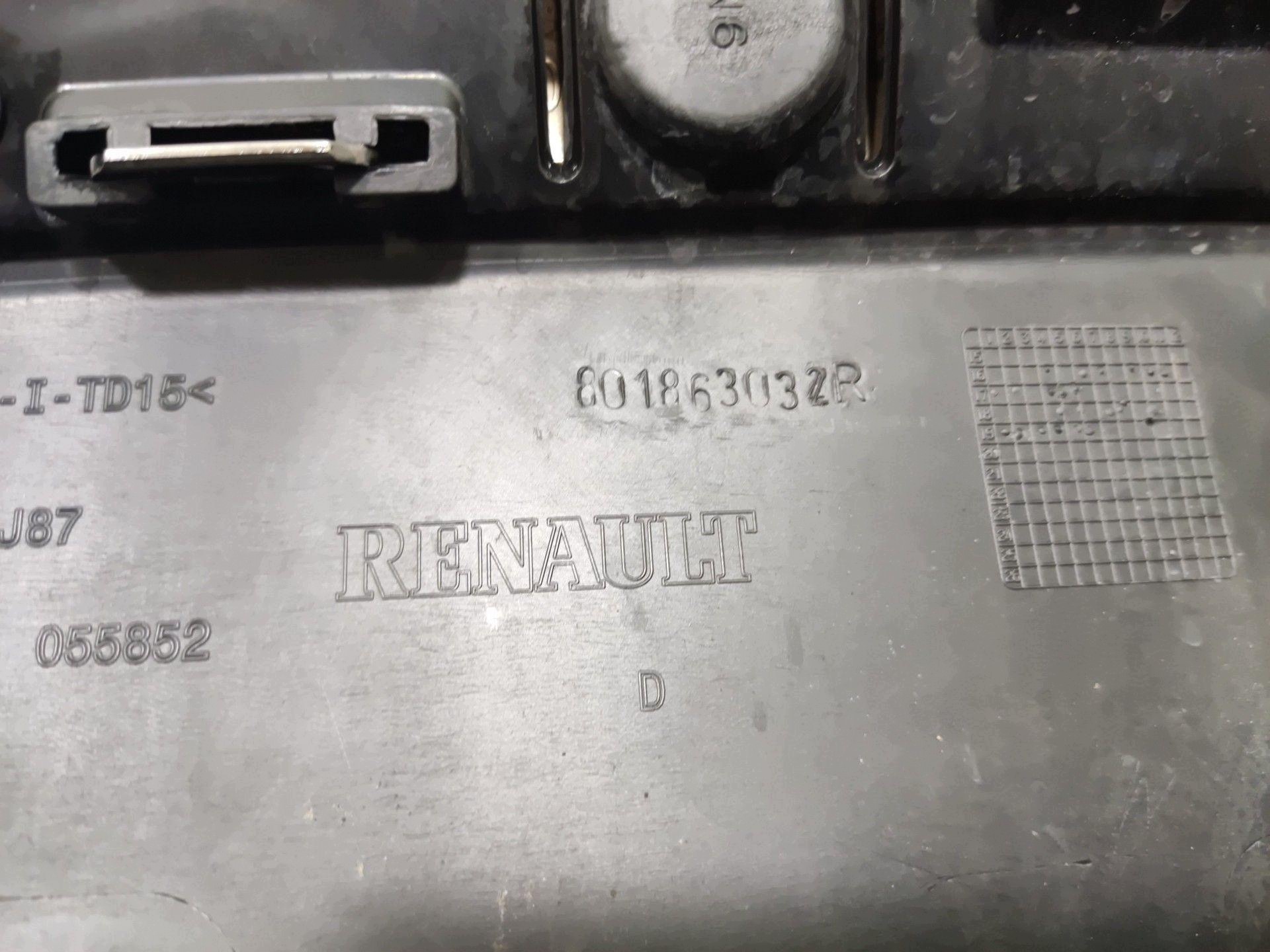 lišta dveře pravá pravý předek RENAULT CAPTUR a 2013-2019 801863032R