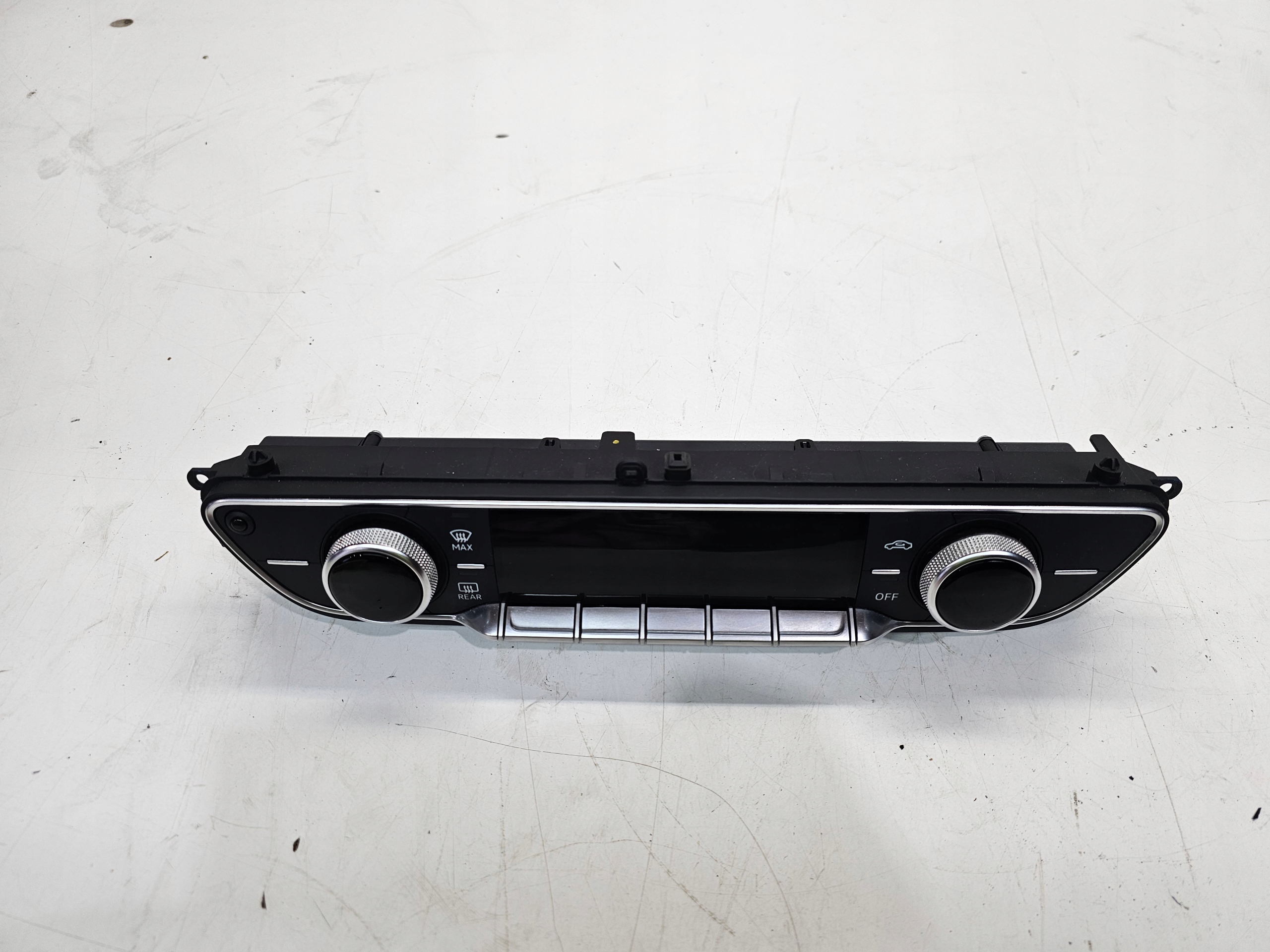 PANEL KLIMATRONIK AUDI A4 B9 A5 8W 8W0820043F
