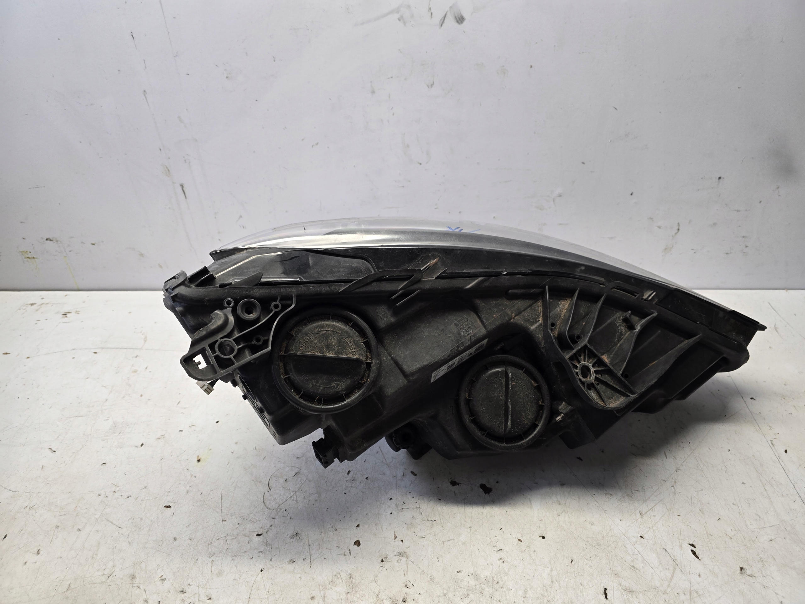 OPEL INSIGNIA B REFLEKTOR light left front left front ZWYKLA ANGLIK
