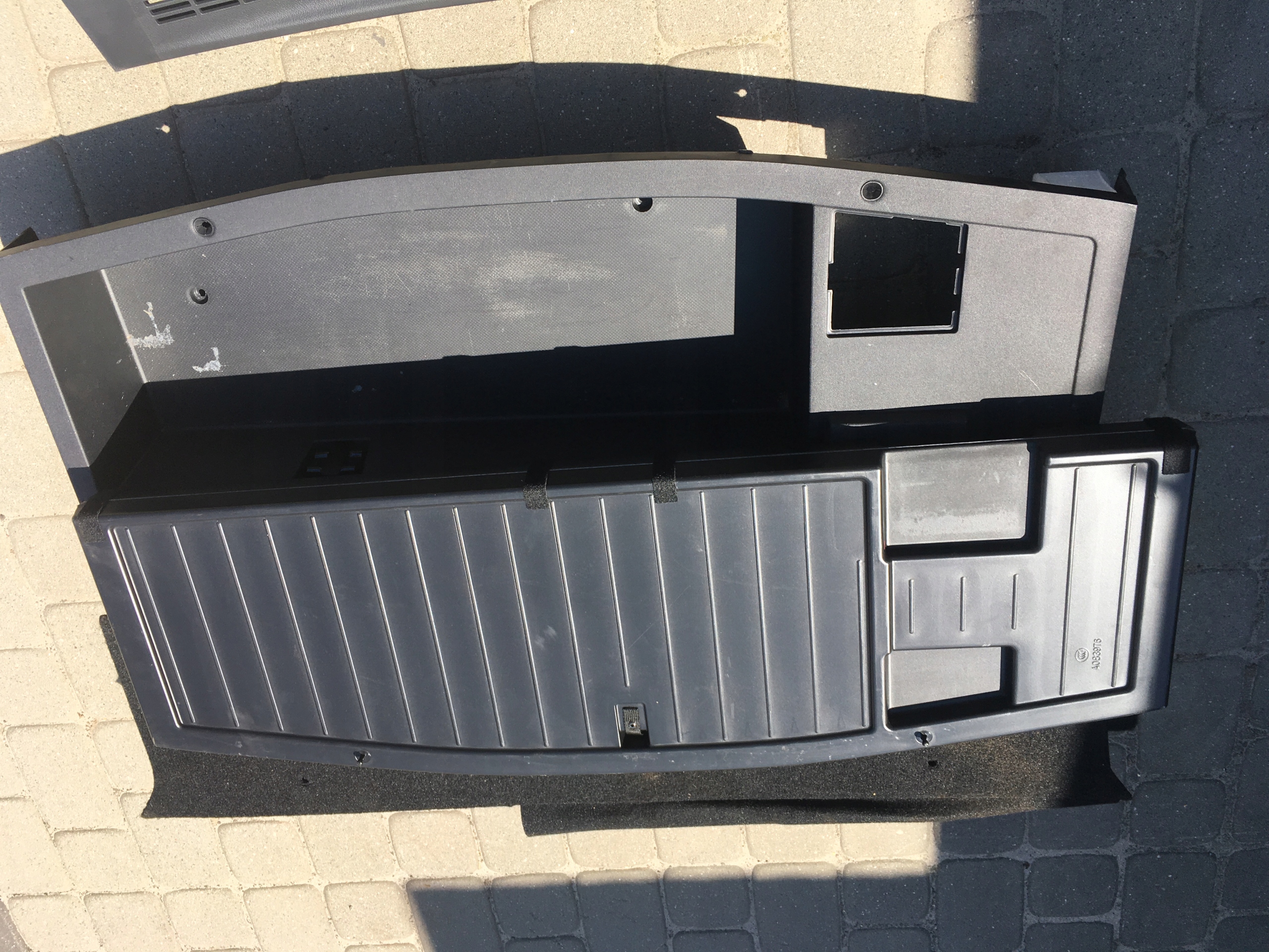 ПОЛ БАГАЖНИКА OUTLANDER PHEV 2018 2019 2020