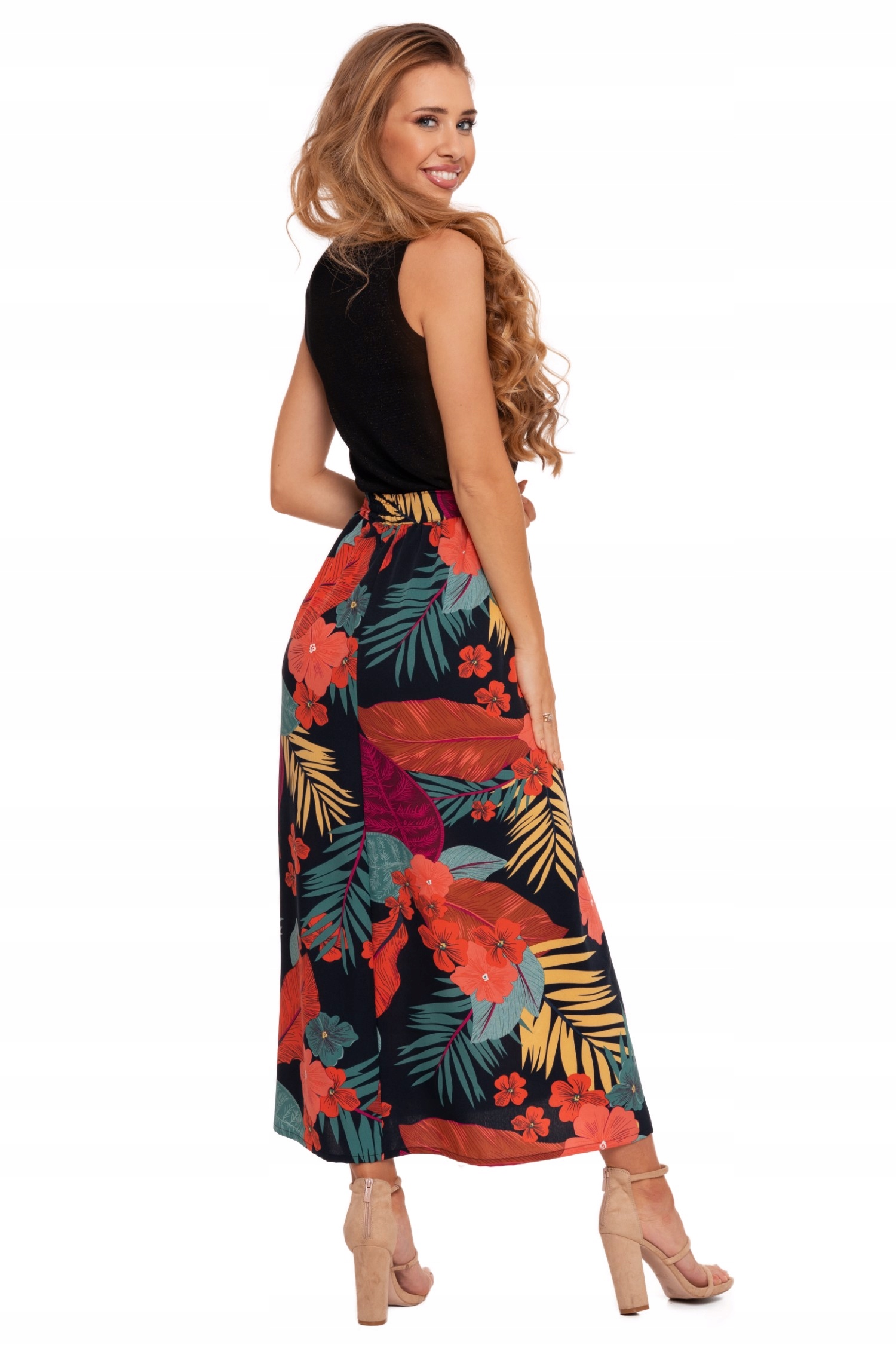 DŁUGA SPÓDNICA DAMSKA MAXI WZÓR KWIATY Z ROZCIĘCIEM ELEGANCKA MORAJ XXL Fason rozkloszowana
