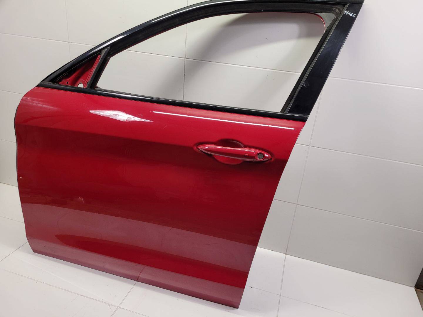 dveře předek levá strana Alfa Romeo Stelvio 2017