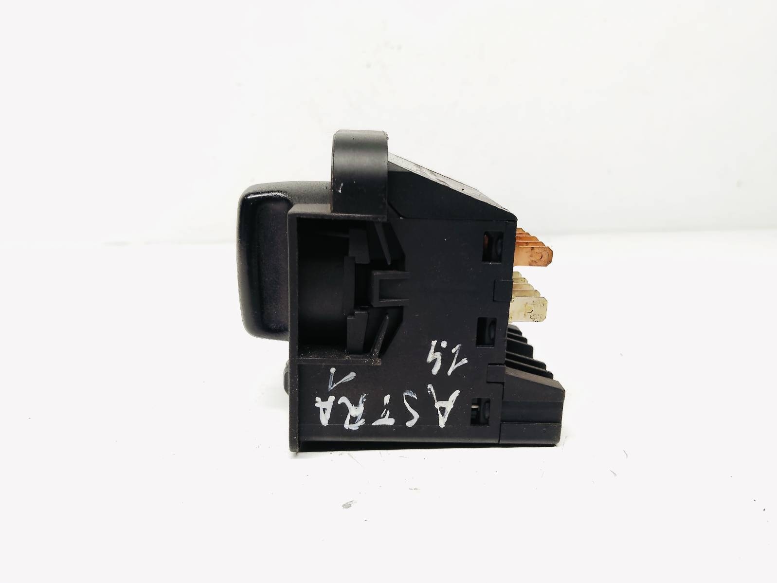 interruttore luci Opel Astra F 1.6 8V 90841764