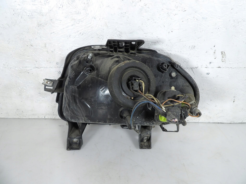 RENAULT CLIO II REFLEKTOR right 08-551-1130R