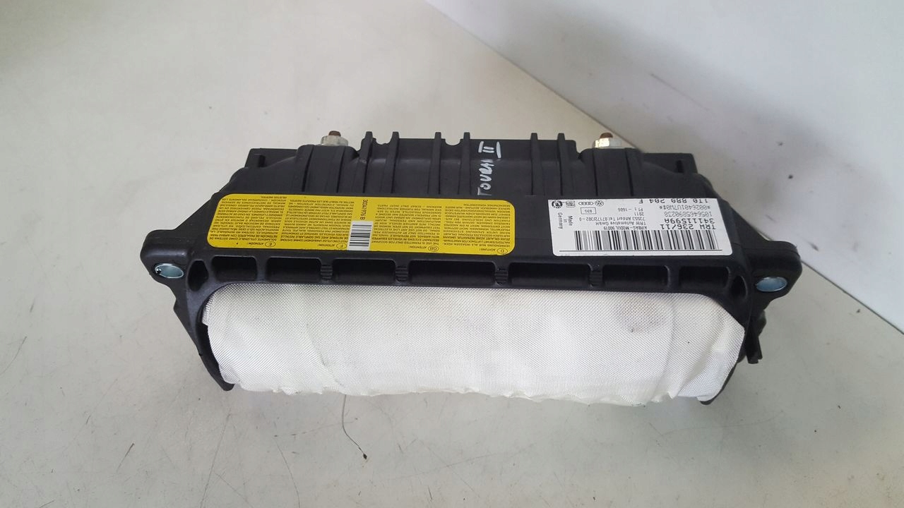 dashboard console tension belts VW Touran II 1,6 TDI