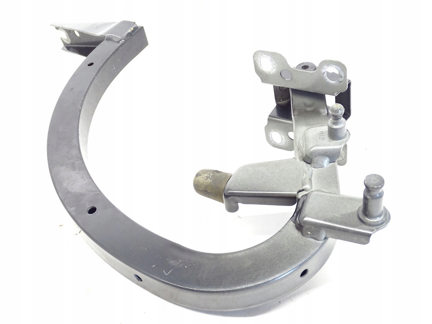 hinge bonnet right rear part AUDI A4 B9 8W5827306A