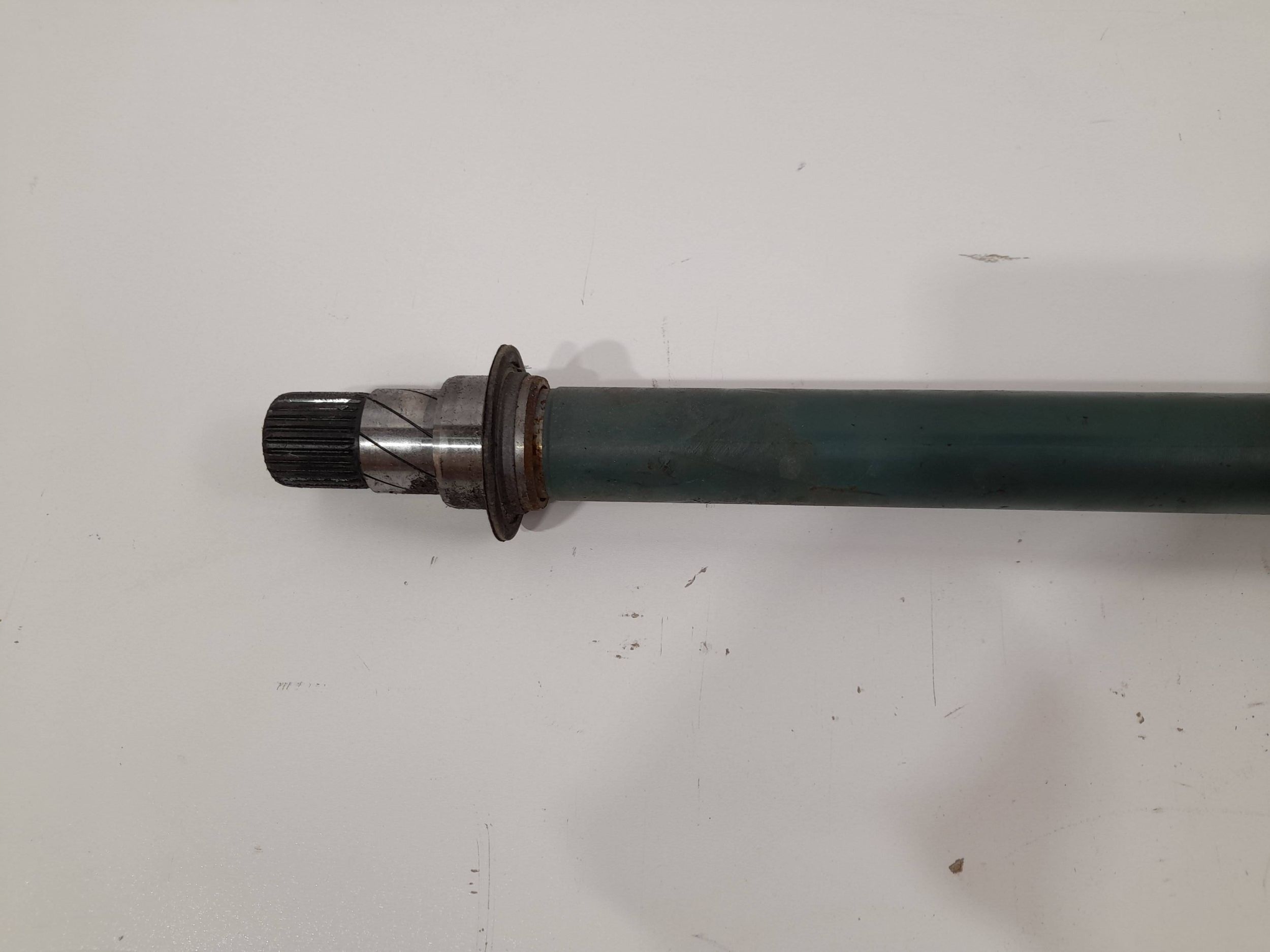 Nissan X-Trail T32 semi-axis front right 1,6 DCI (P741)