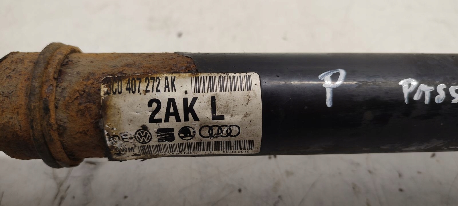semi-axis right long automat VW Passat CC 2,0 TDI