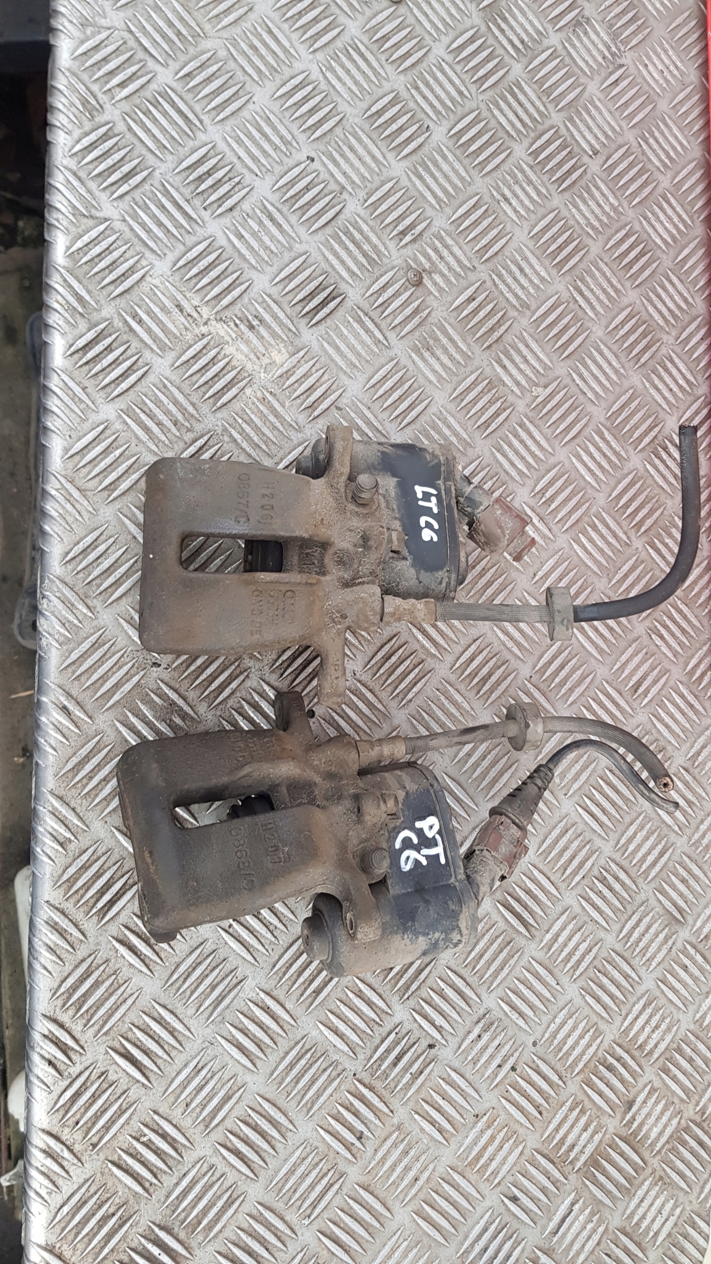AUDI A6 C6 4F 3.0 TDI caliper brake rear part left mini motor electrical