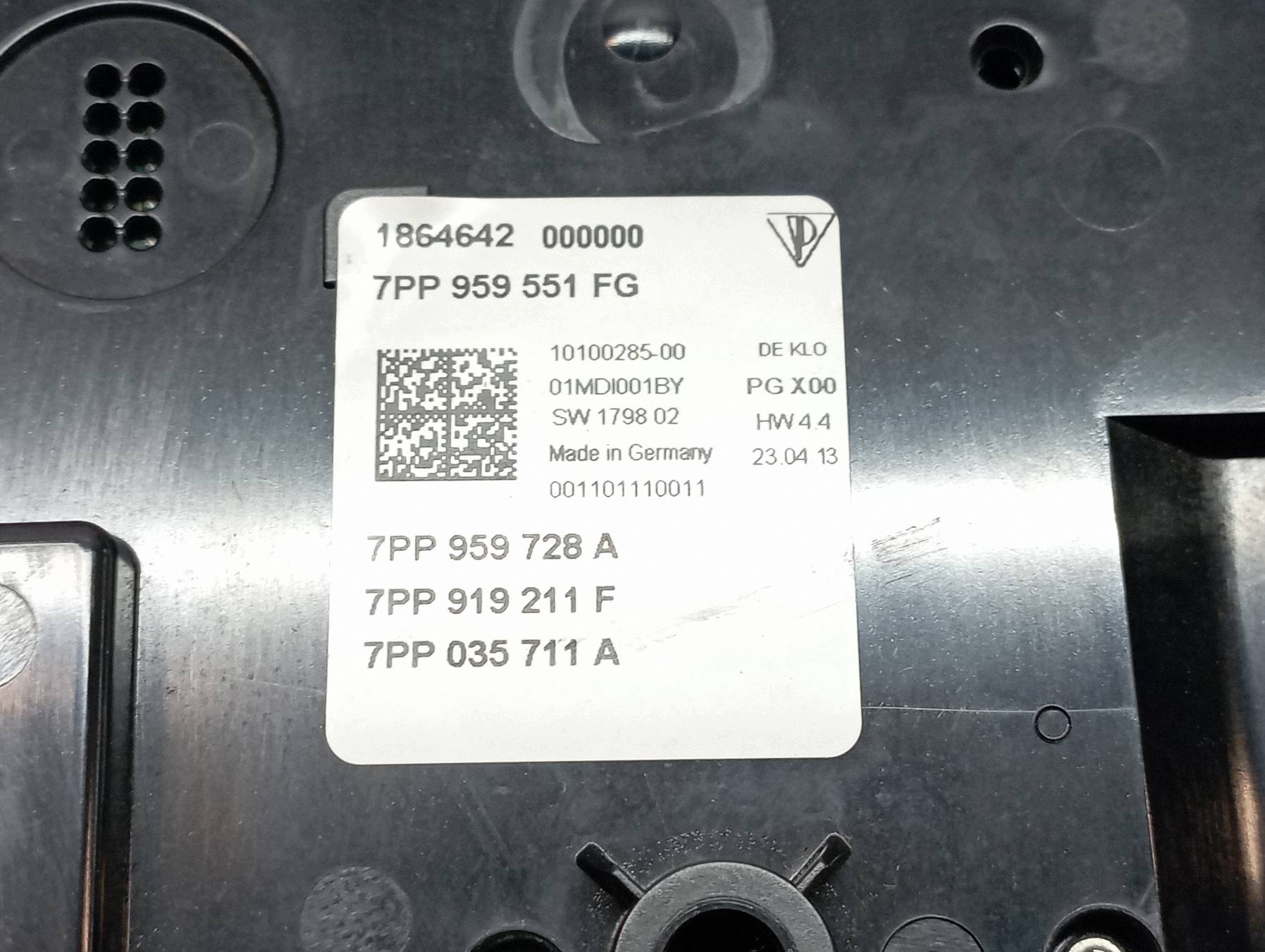 feu de toit 7PP959551FG Porsche Cayenne II (2010-2017)