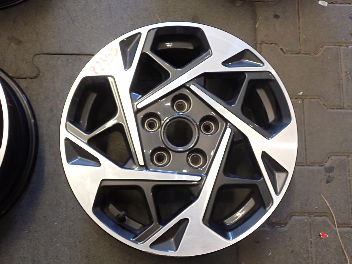 disk disk HYUNDAI 5x114,3 ET50 6,5J 16" 52910-G4AA0