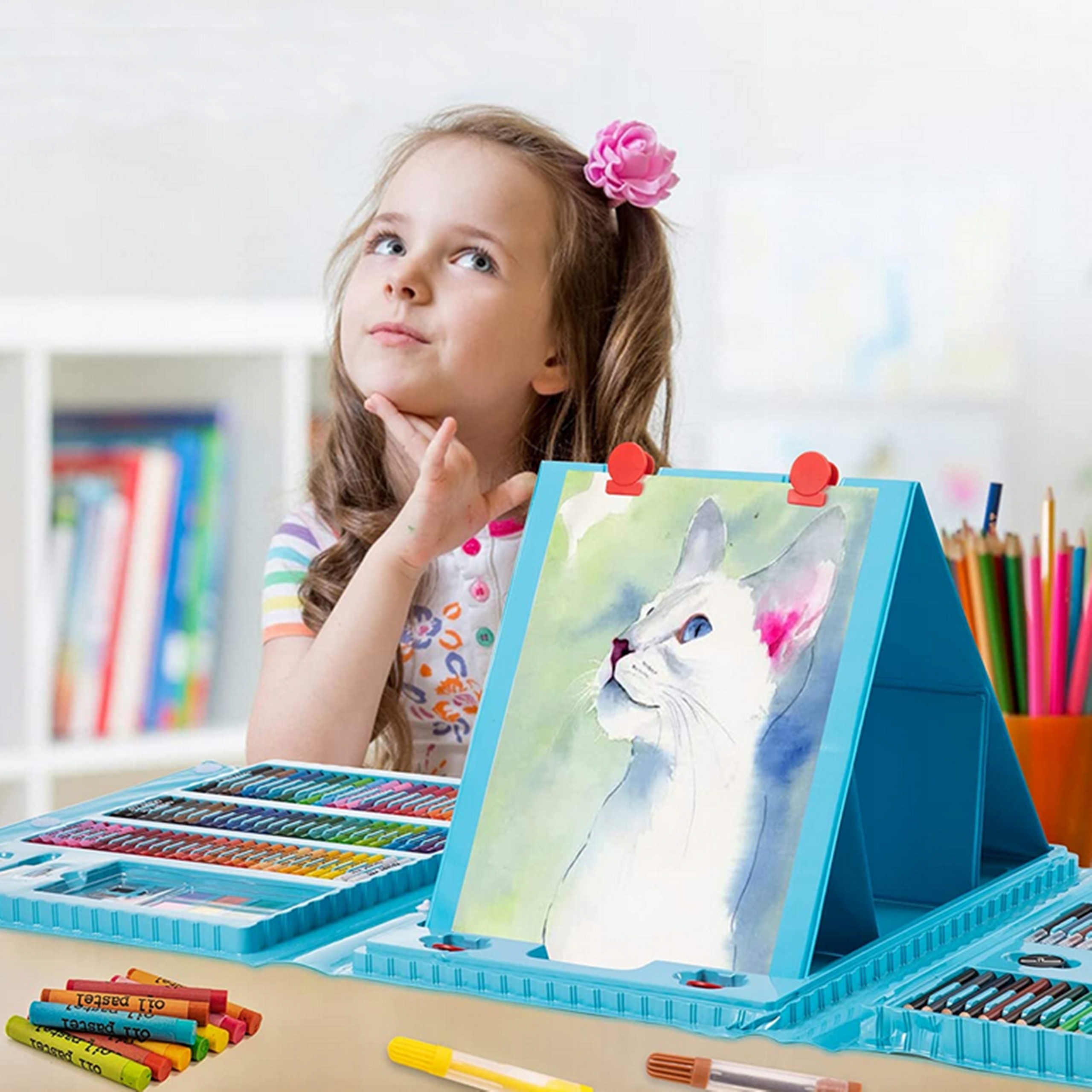 ZESTAW DO MALOWANIA DLA DZIECI ARTYSTYCZNY PLASTYCZNY W WALIZCE 208 EL. Kod producenta ZESTAW DO RYSOWANIA DLA DZIECI PREZENT