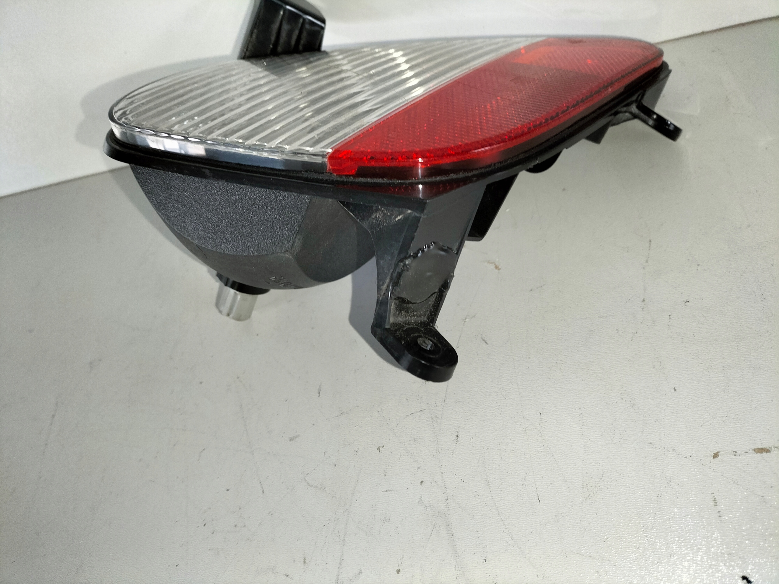 light reversing rear part right MITSUBISHI ECLIPSE CROSS