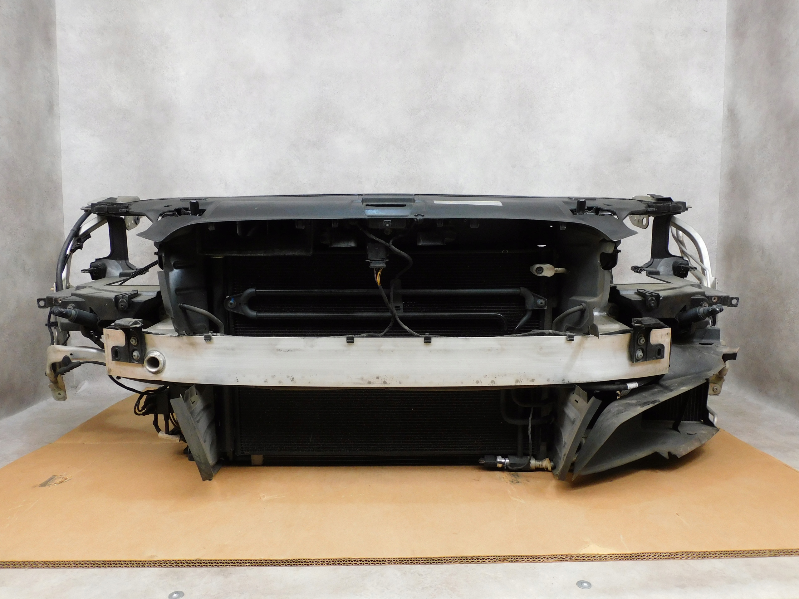 AUDI A8 D4 4H WZMOCNIENIE PAS PRZEDNI CHŁODNICE WENTYLATOR BELKA KOMPLETNE