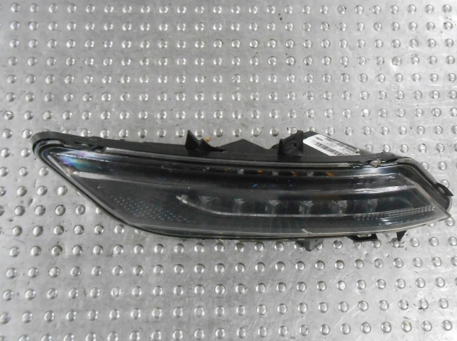LINCOLN MKZ II 2013 ГАЛОГЕН правая led
