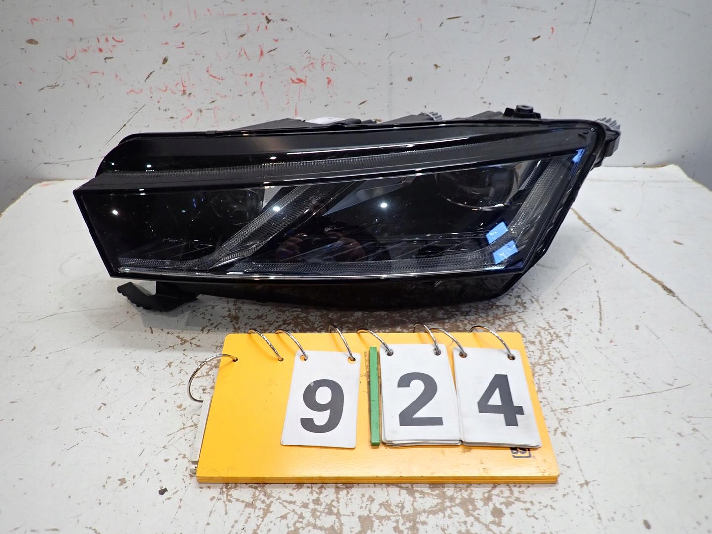 light front front left SKODA OCTAVIA IV 2020- FULL LED