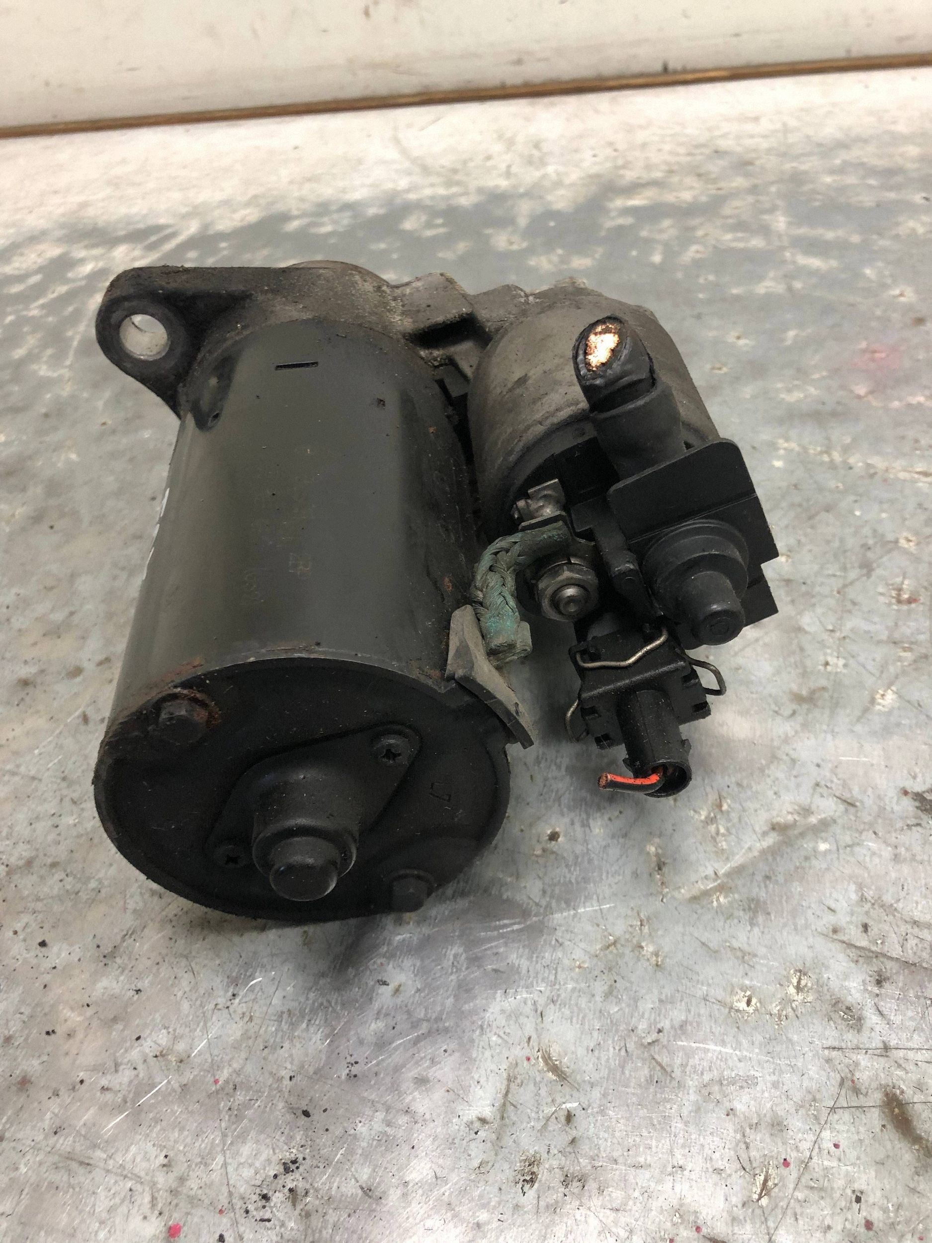 starter VW FOX 02T911023H